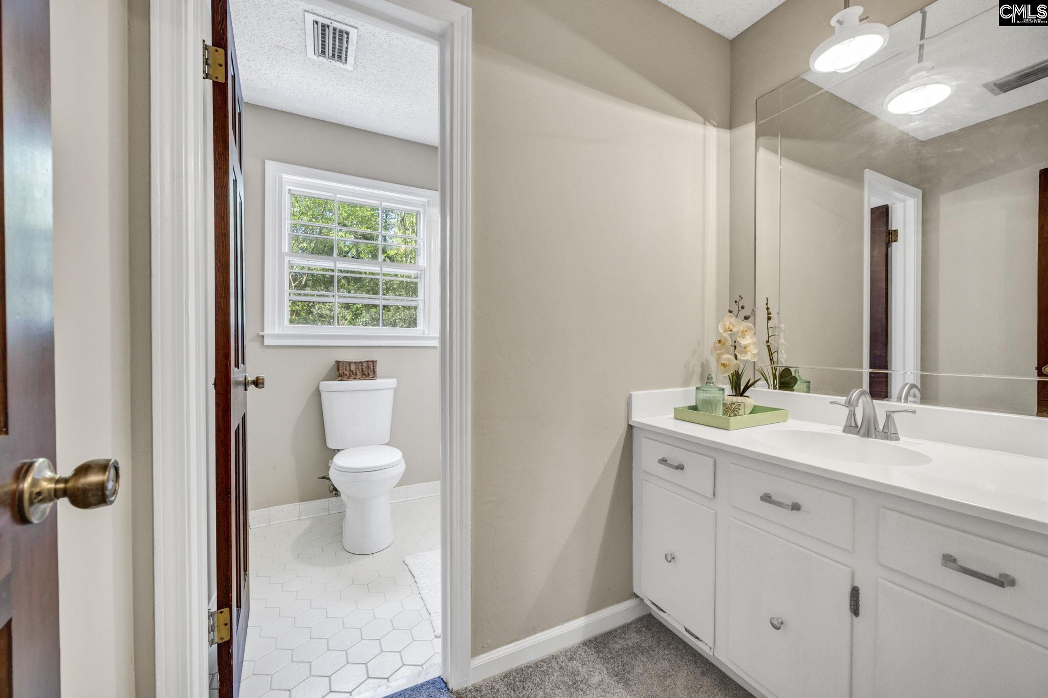 1605 Quail Lake Drive West Columbia, SC 29169