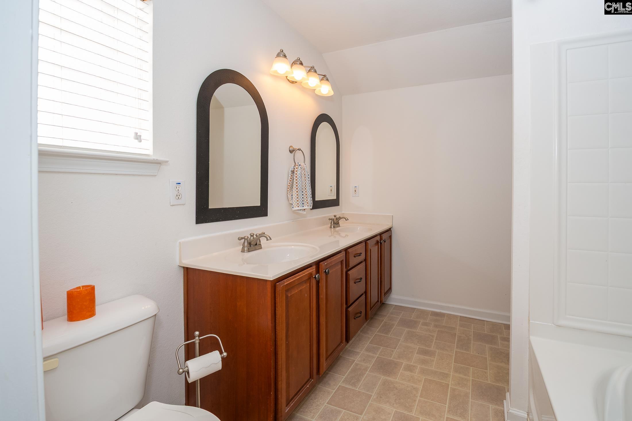 40 Brooksby Court Columbia, SC 29209-4622