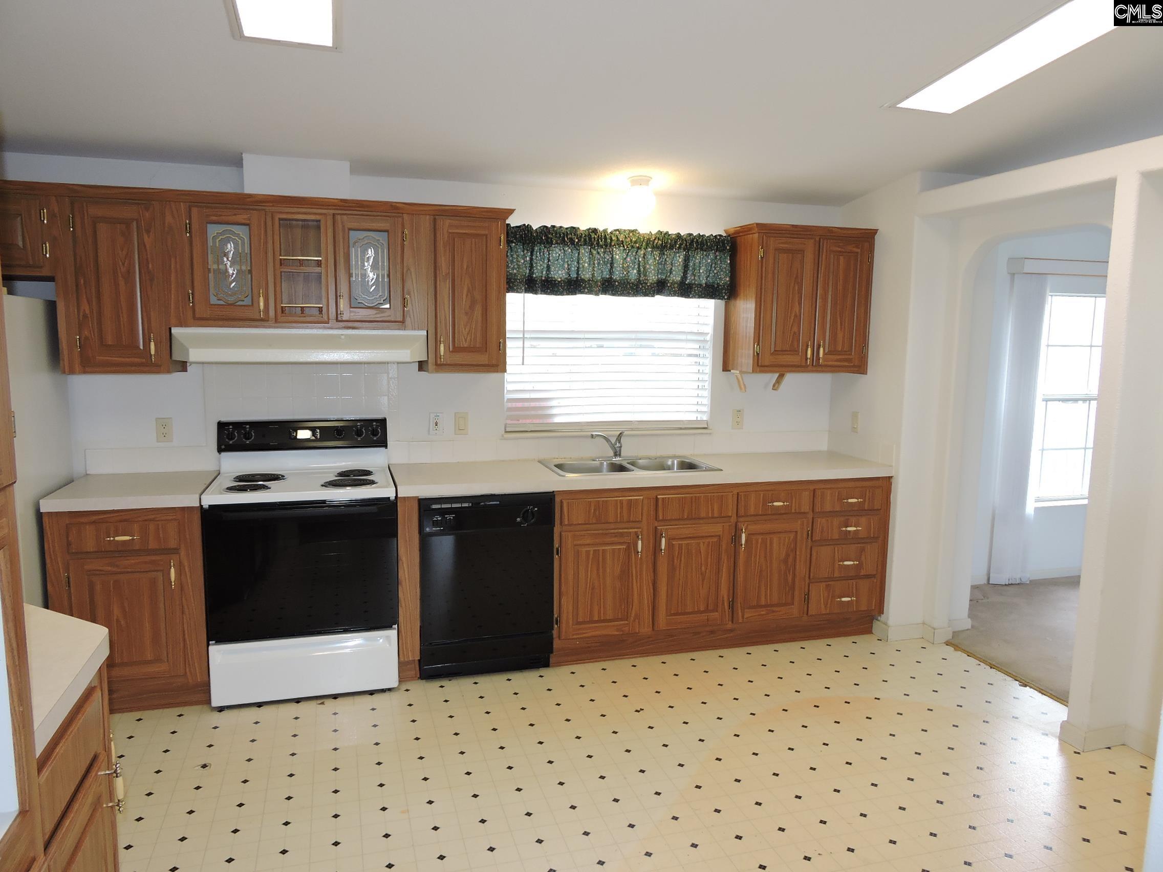 72 Sunshine Point Prosperity, SC 29127