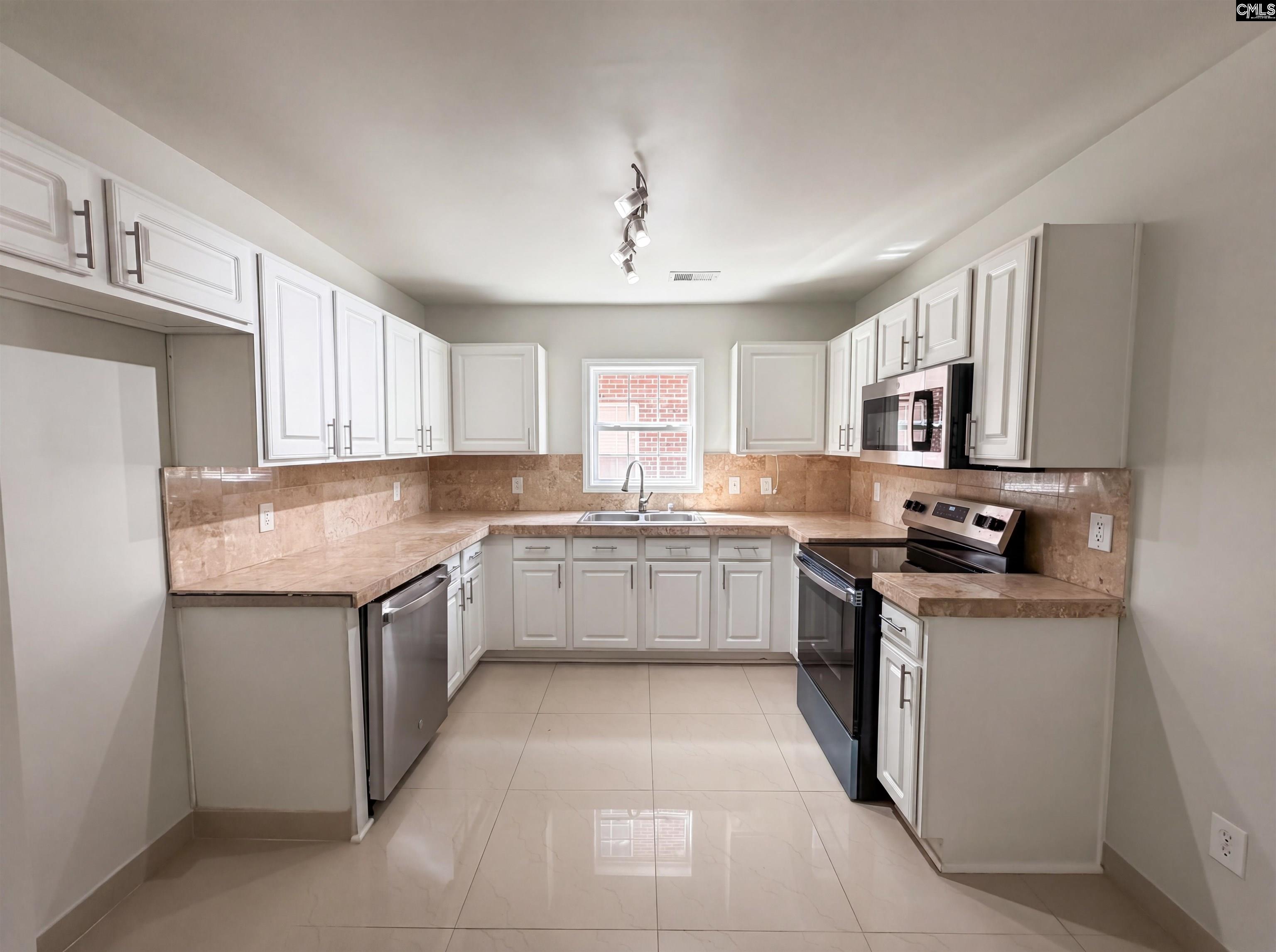249 Hollingsworth Lane Lexington, SC 29072