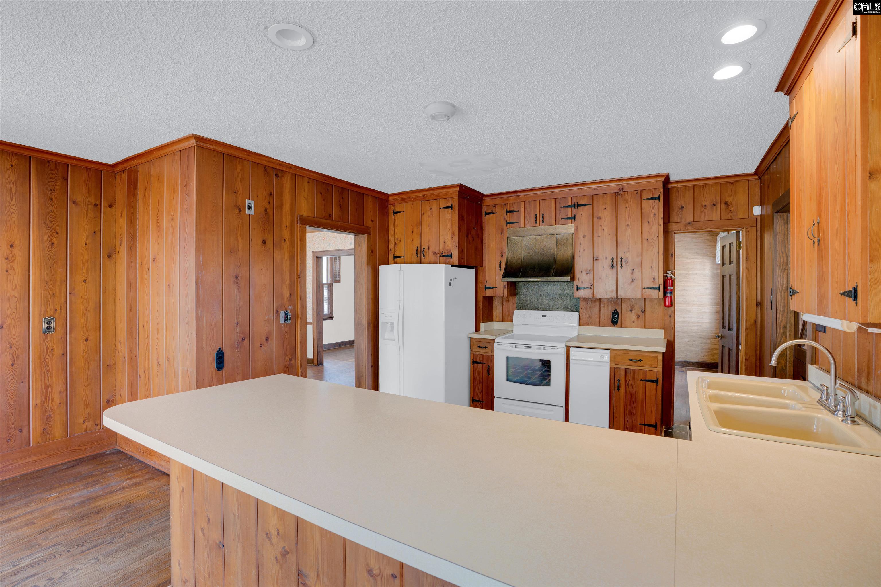 932 Toms Creek Road Hopkins, SC 29061