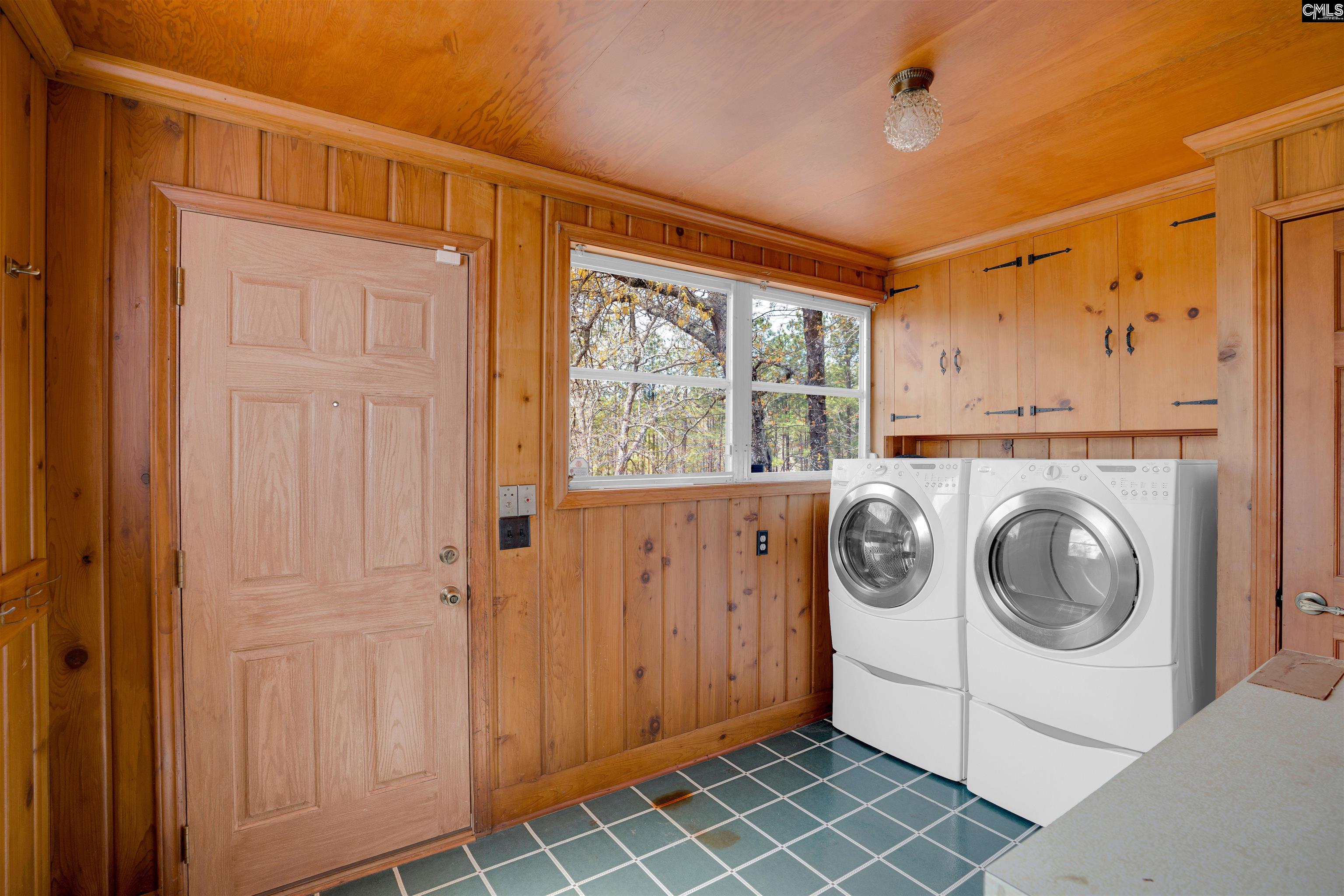932 Toms Creek Road Hopkins, SC 29061