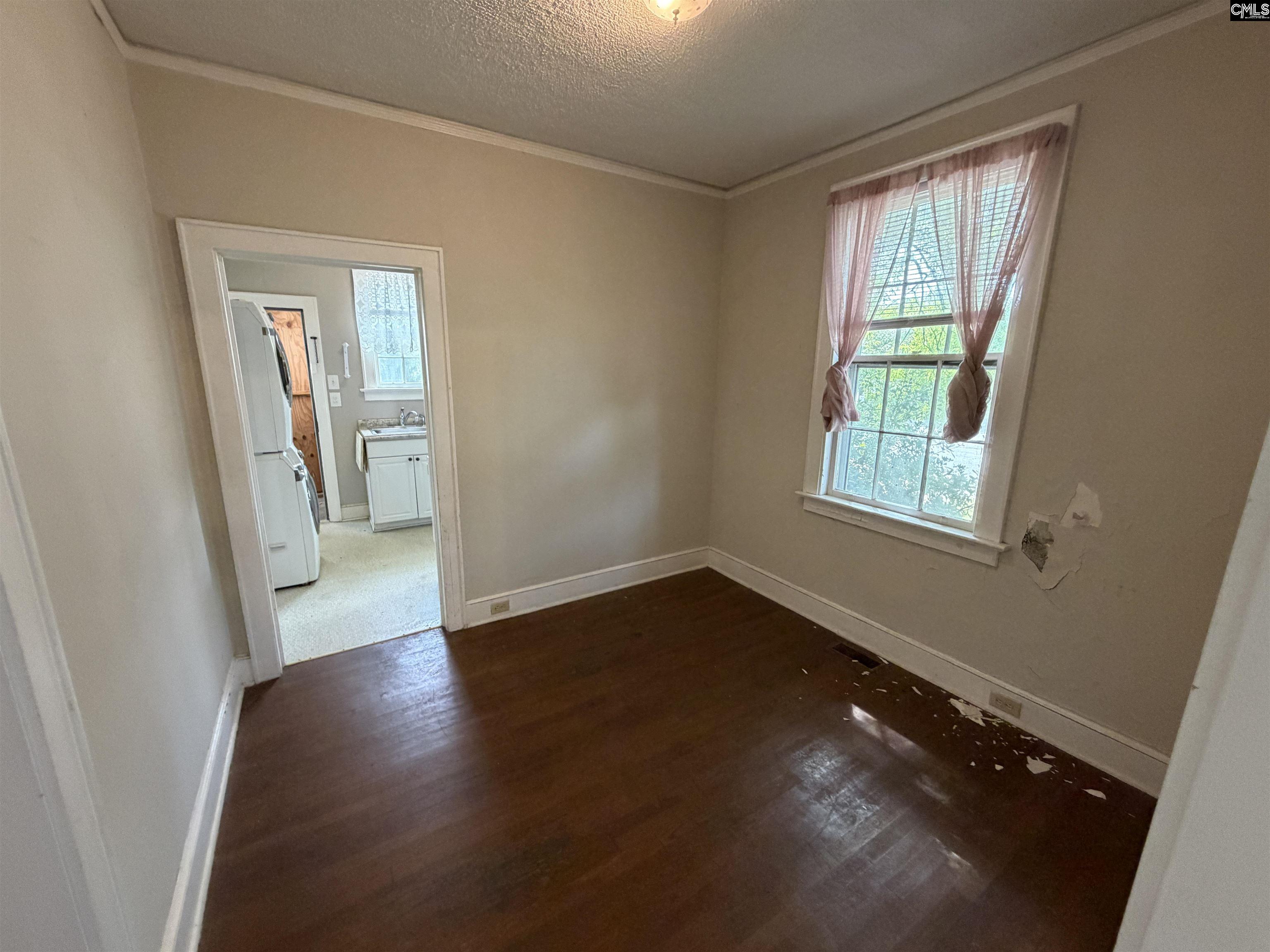 1011 Wildwood Avenue