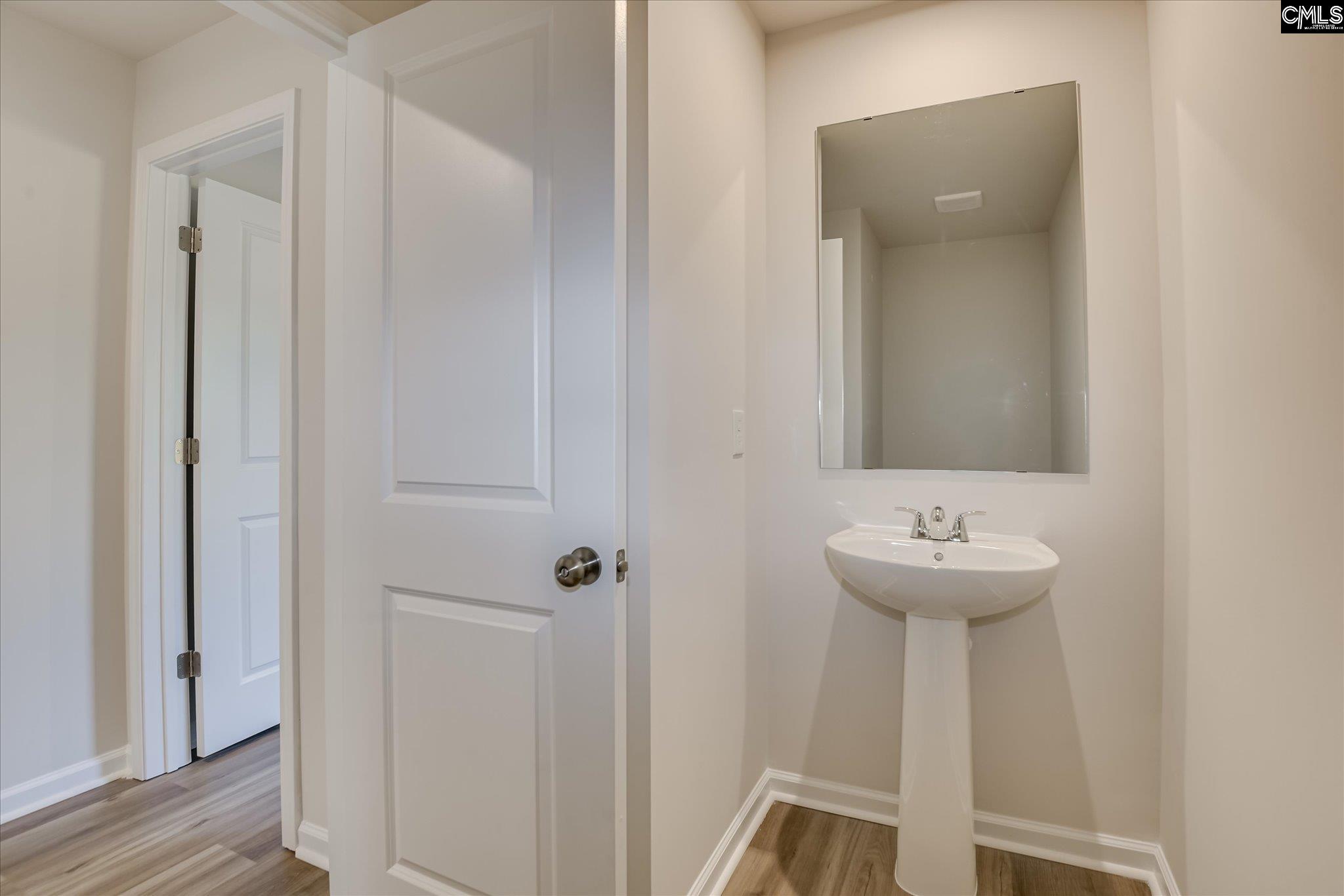 198 Kingfield Drive Hopkins, SC 29061