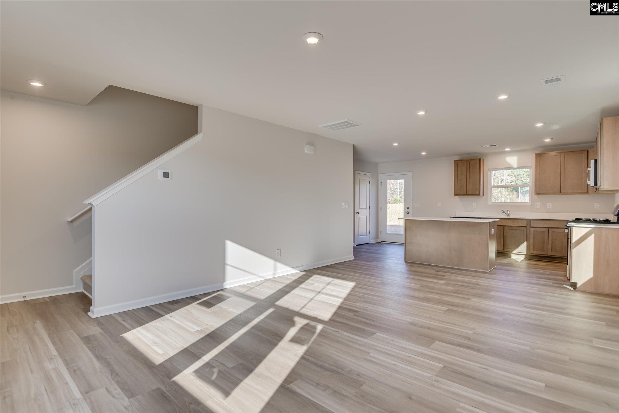 198 Kingfield Drive Hopkins, SC 29061