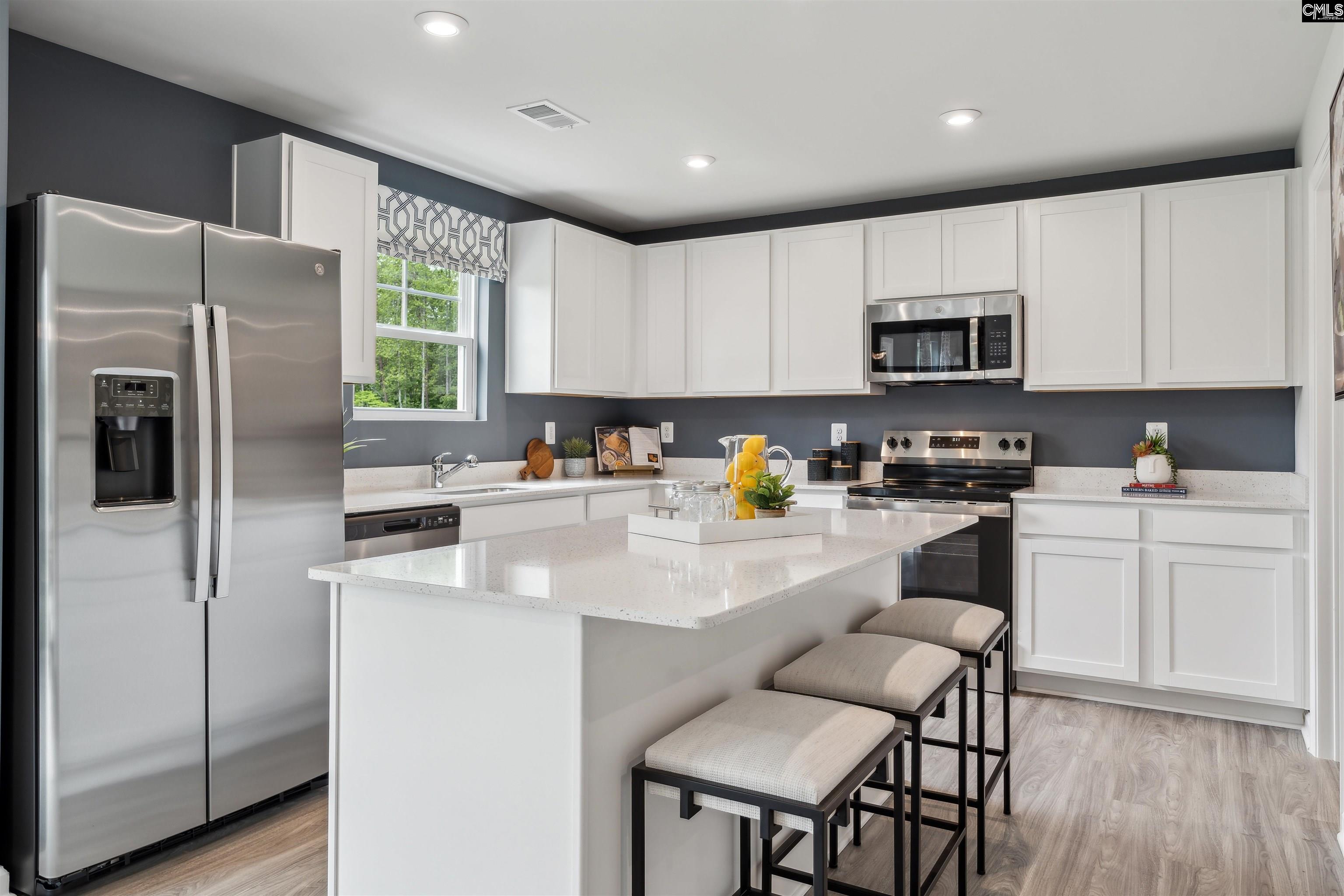 216 Kingfield Drive Hopkins, SC 29061