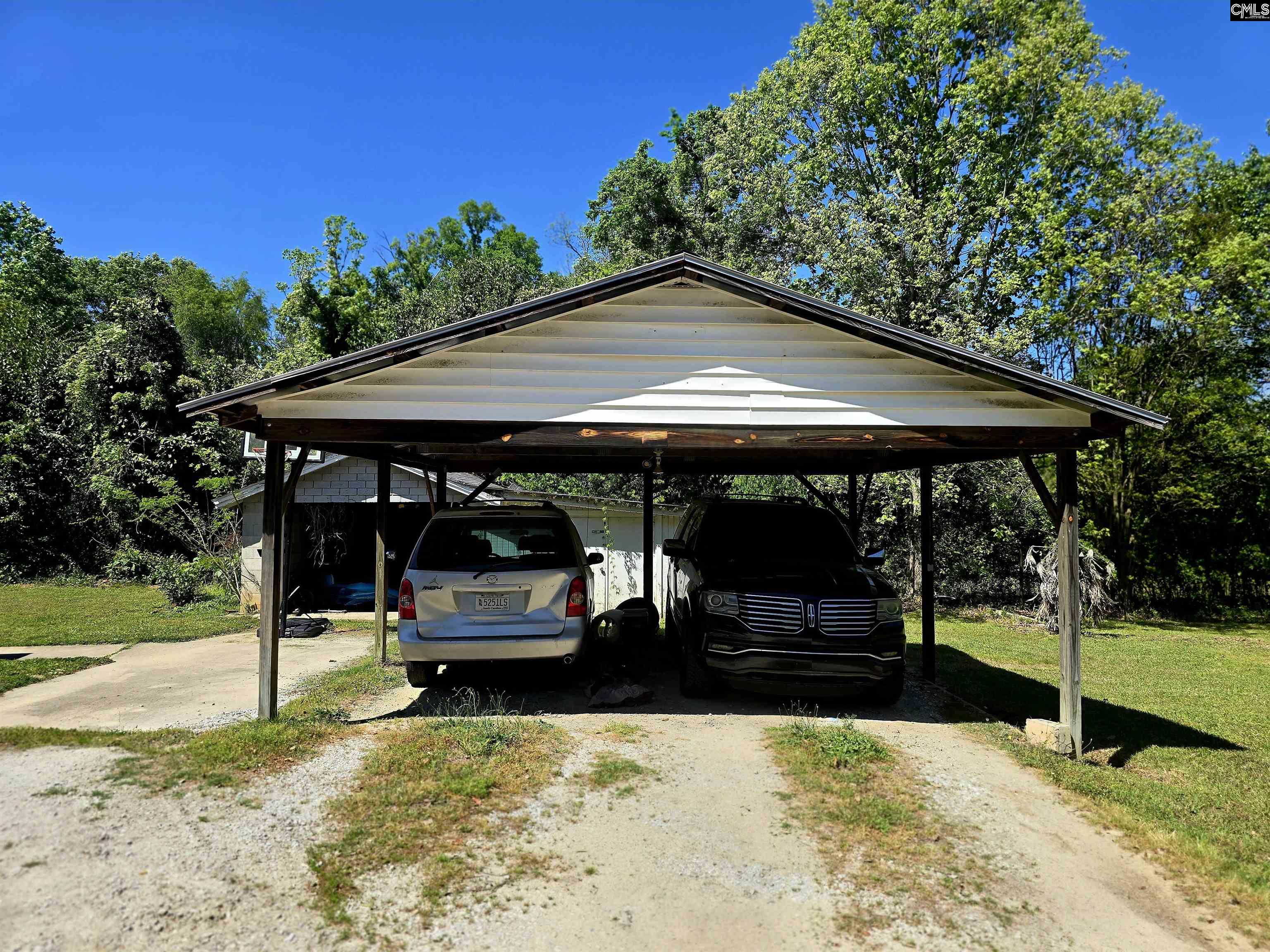 1210 Hunt St Newberry, SC 29108