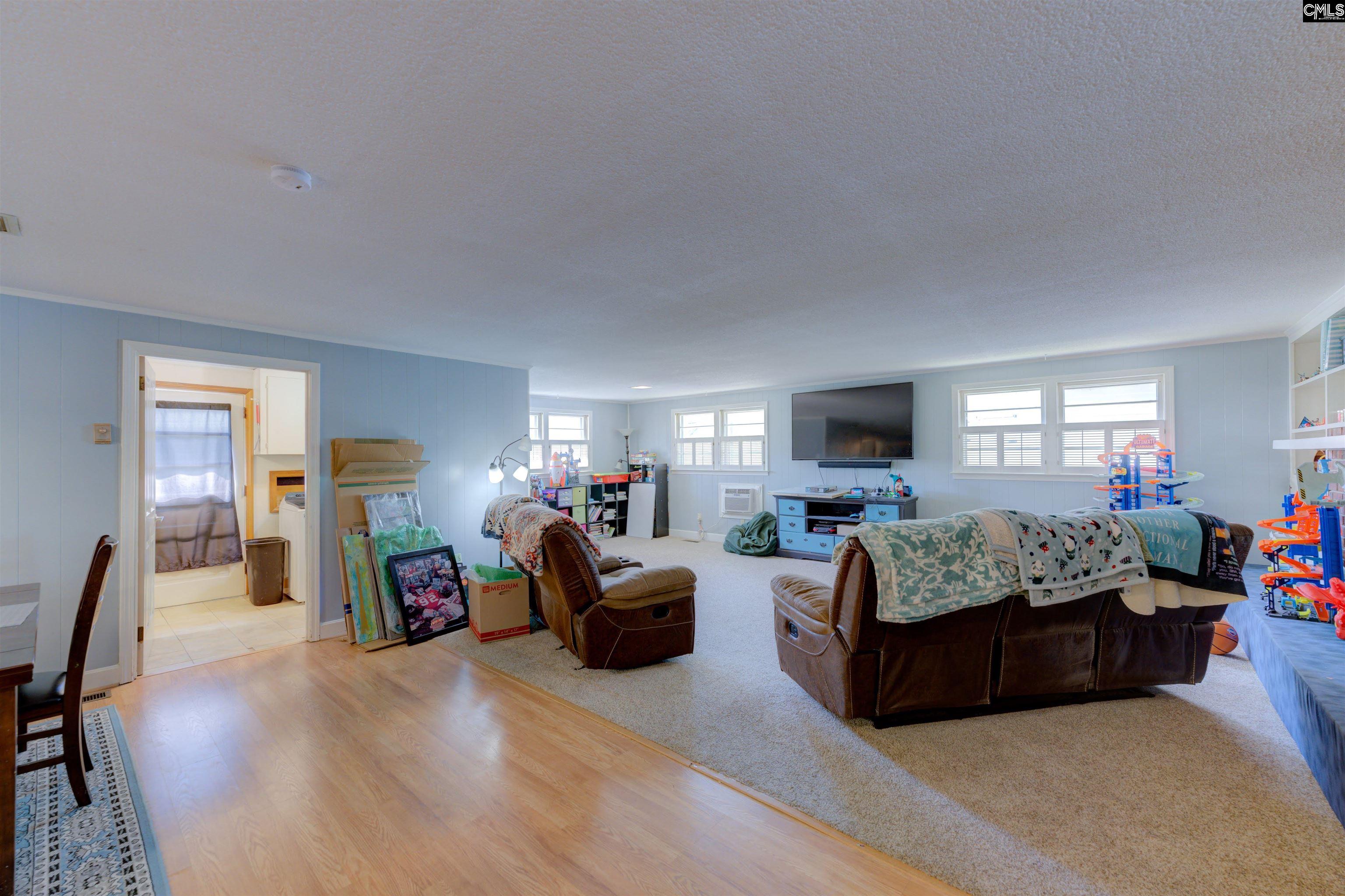 3944 Hickory Street Columbia, SC 29205