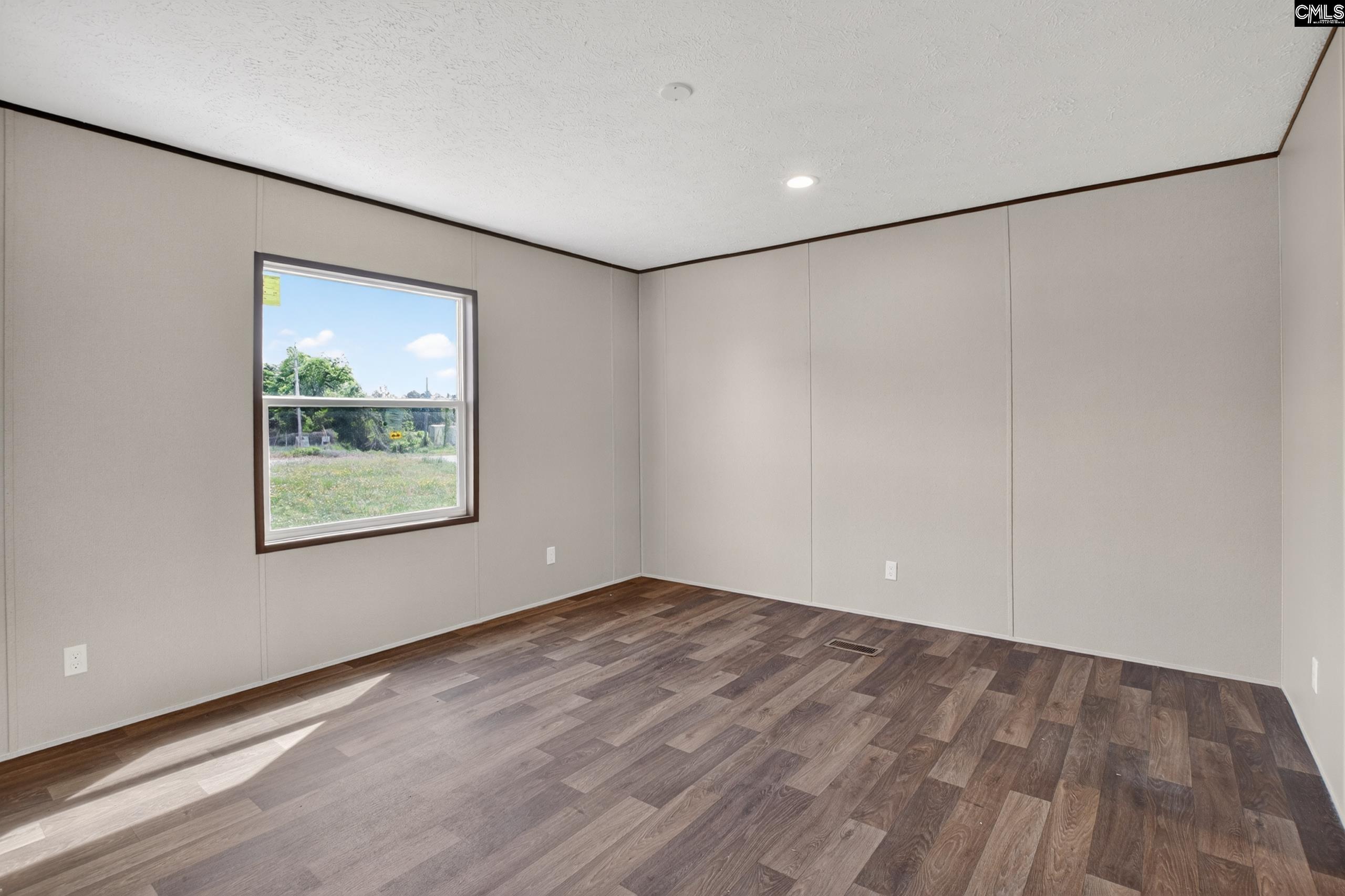 1068 Preference Road St. Matthews, SC 29135