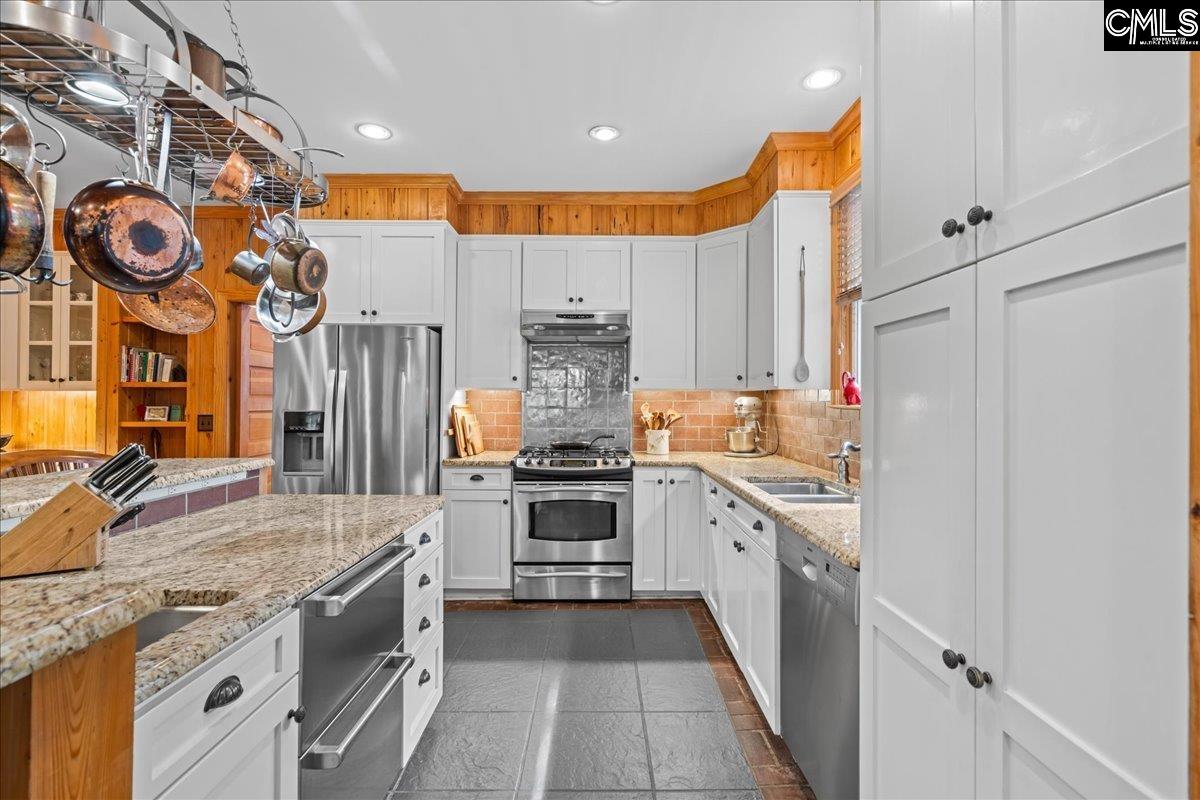 2884 Lake Road Ridgeway, SC 29130