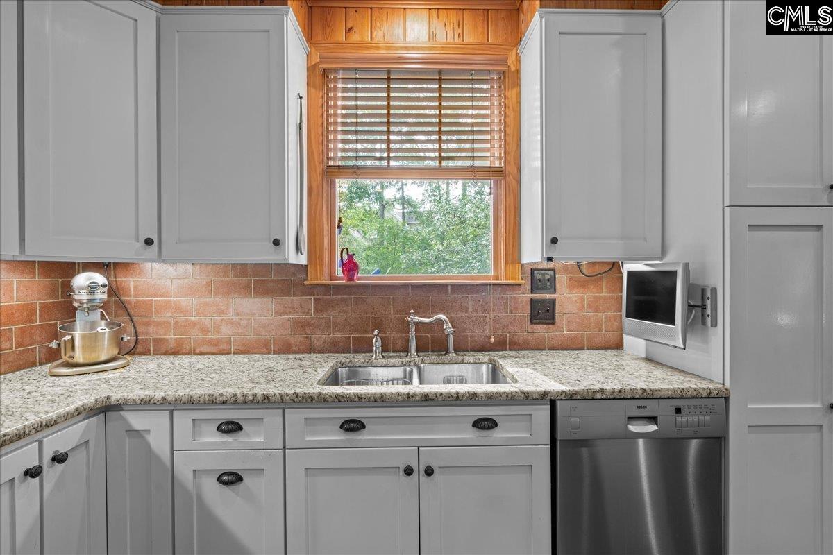 2884 Lake Road Ridgeway, SC 29130