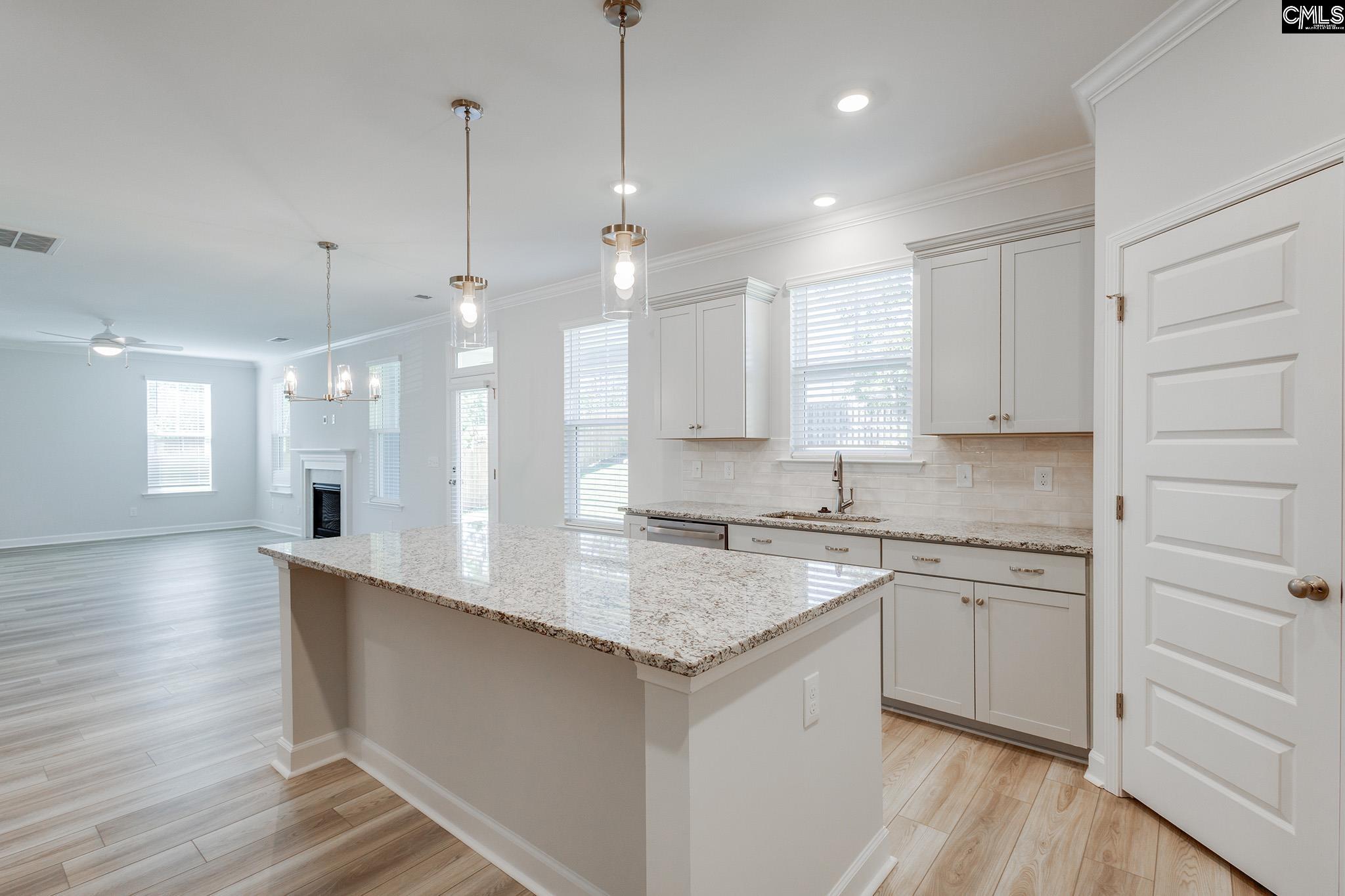 621 Falling Leaf Lane, Chapin — photo 12
