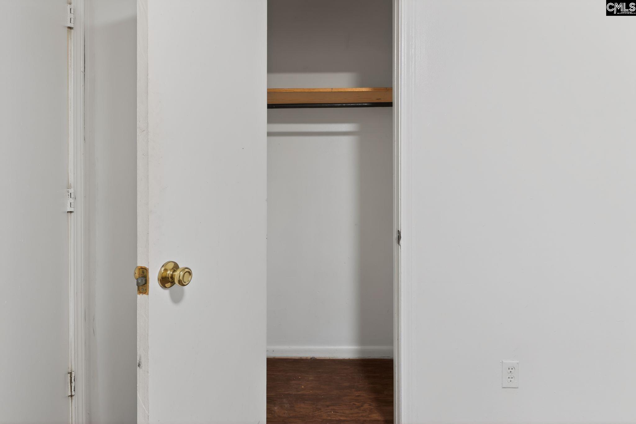 904 Woodale Circle Columbia, SC 29203