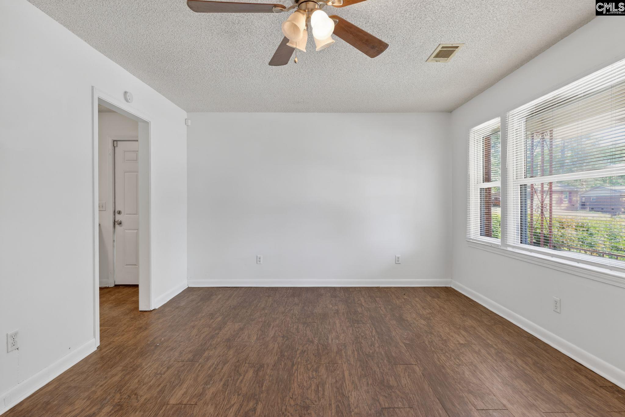 904 Woodale Circle Columbia, SC 29203