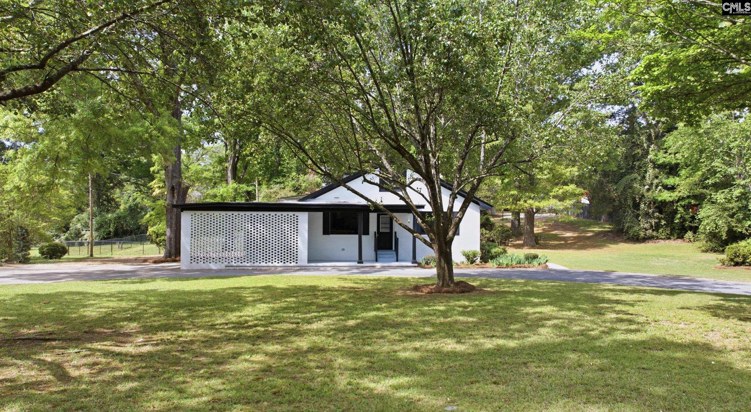 907 Amelia Street Newberry, SC 29108