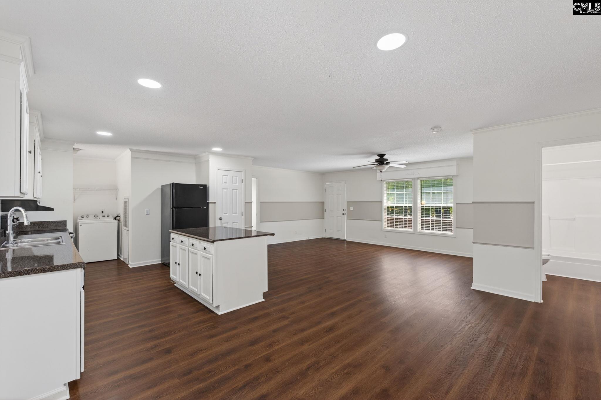 212 Cricket Road Swansea, SC 29160