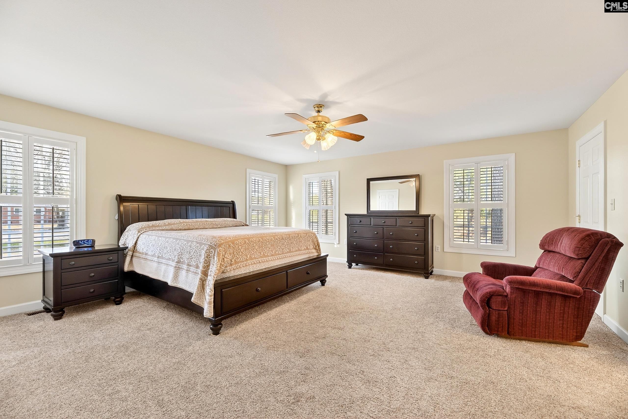 993 Pickett Level Road Elloree, SC 29047