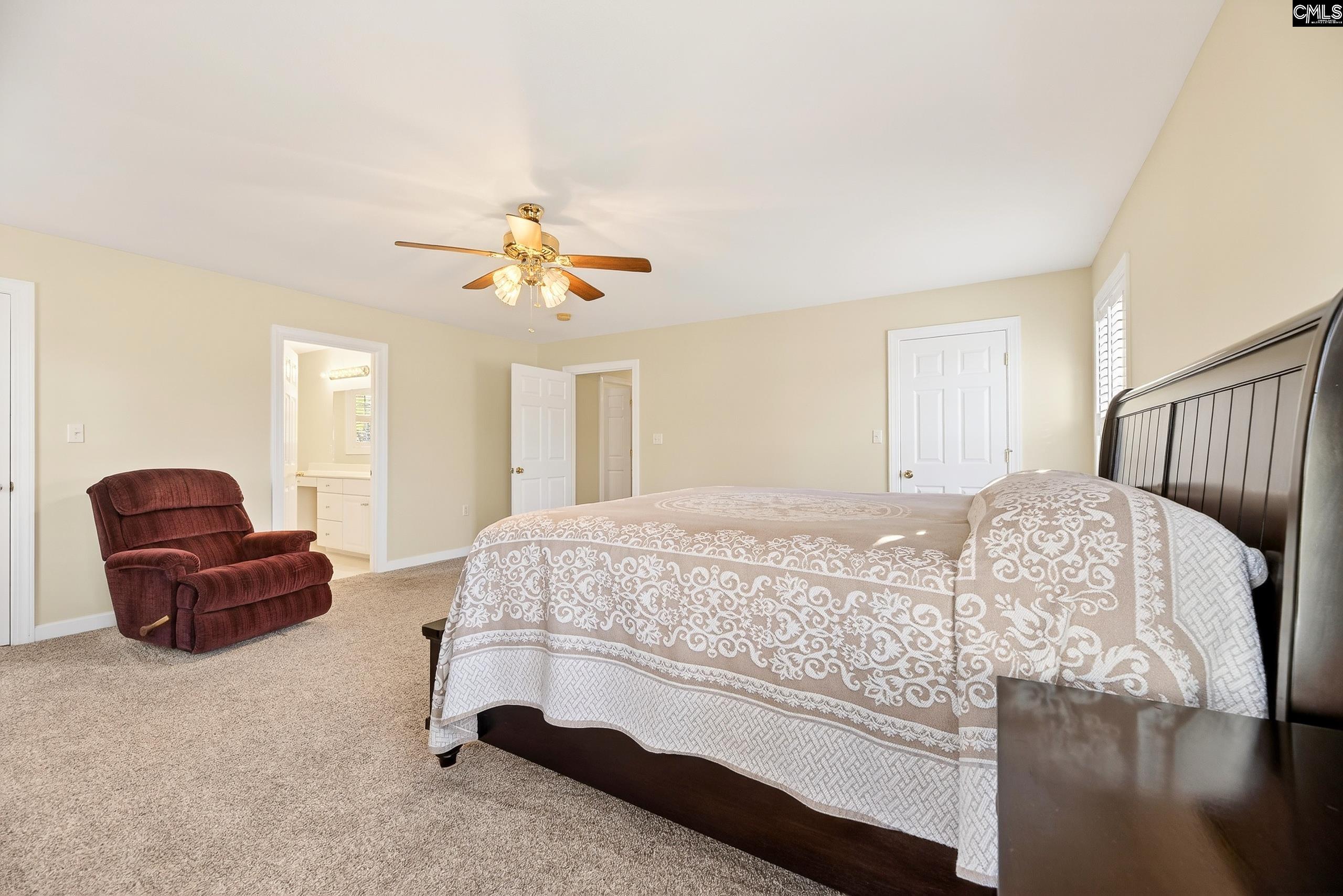 993 Pickett Level Road Elloree, SC 29047