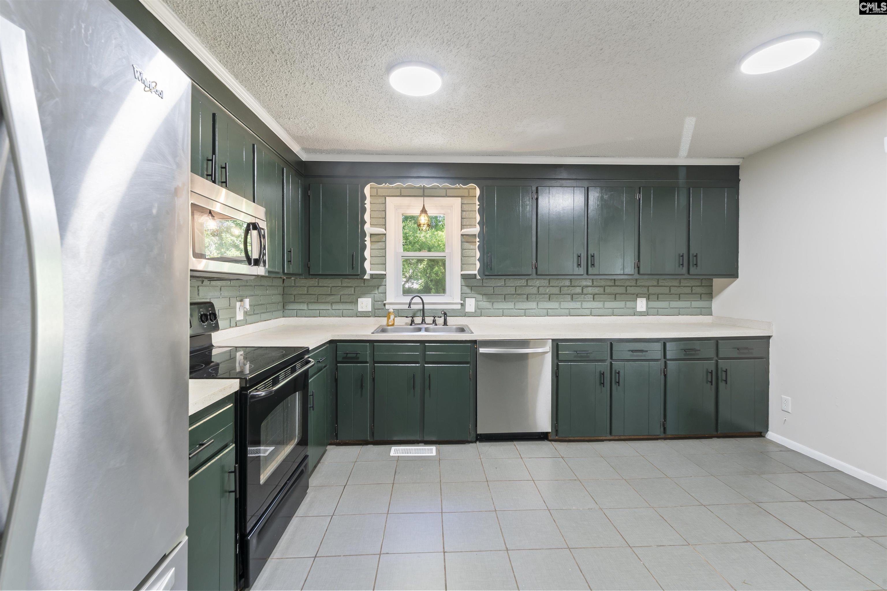 1420 S Woodstream Road Columbia, SC 29212