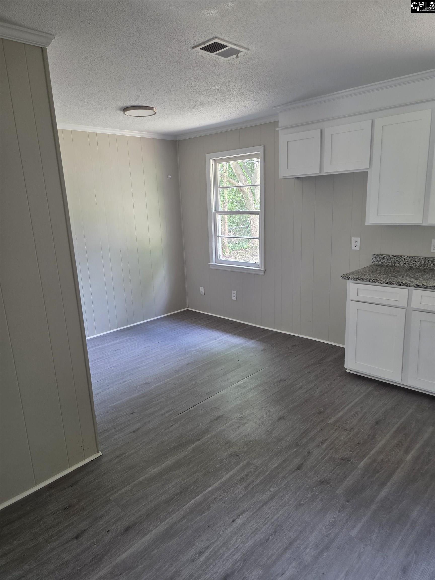 4137 Shorecrest Drive Columbia, SC 29209