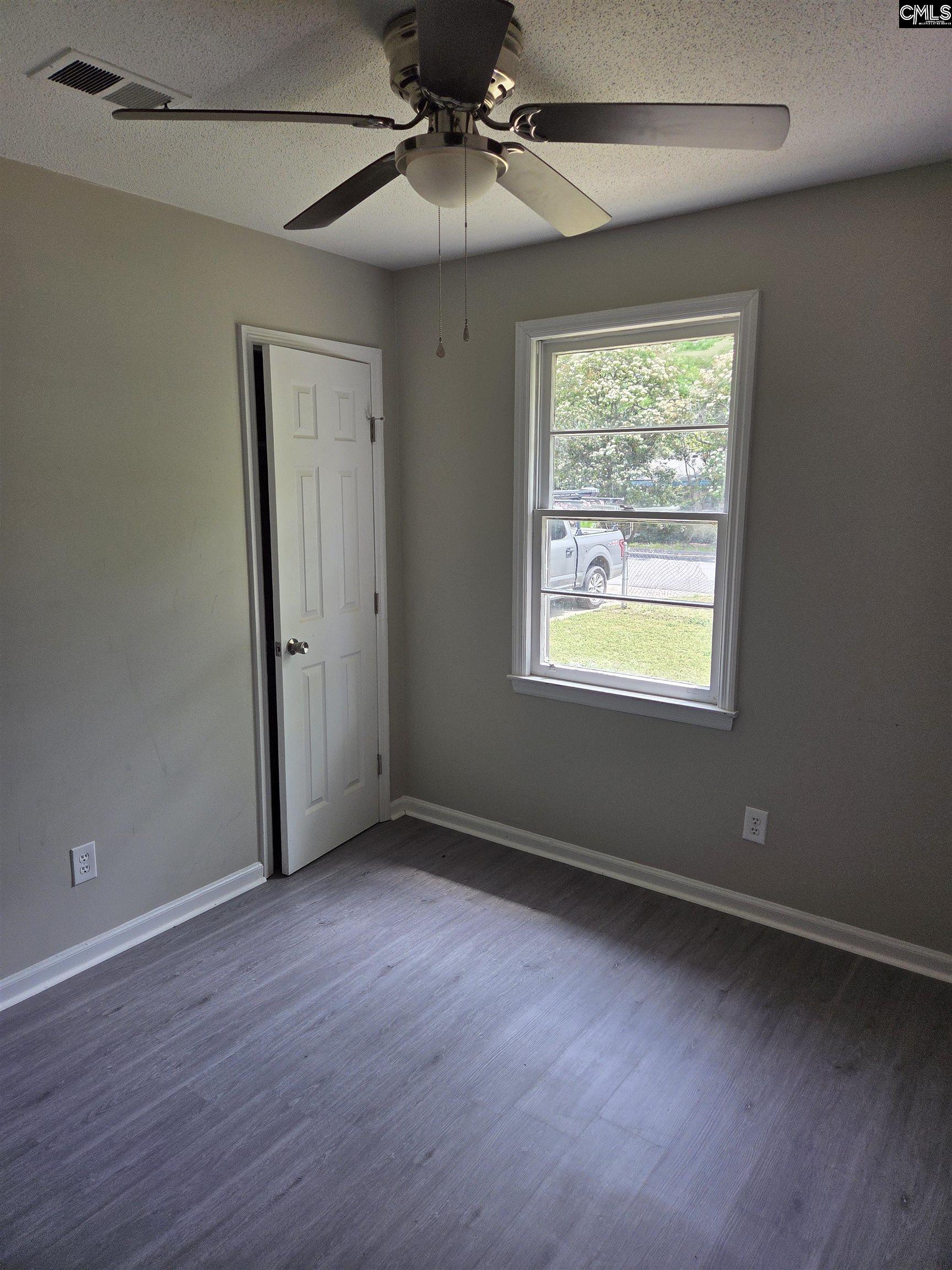 4137 Shorecrest Drive Columbia, SC 29209