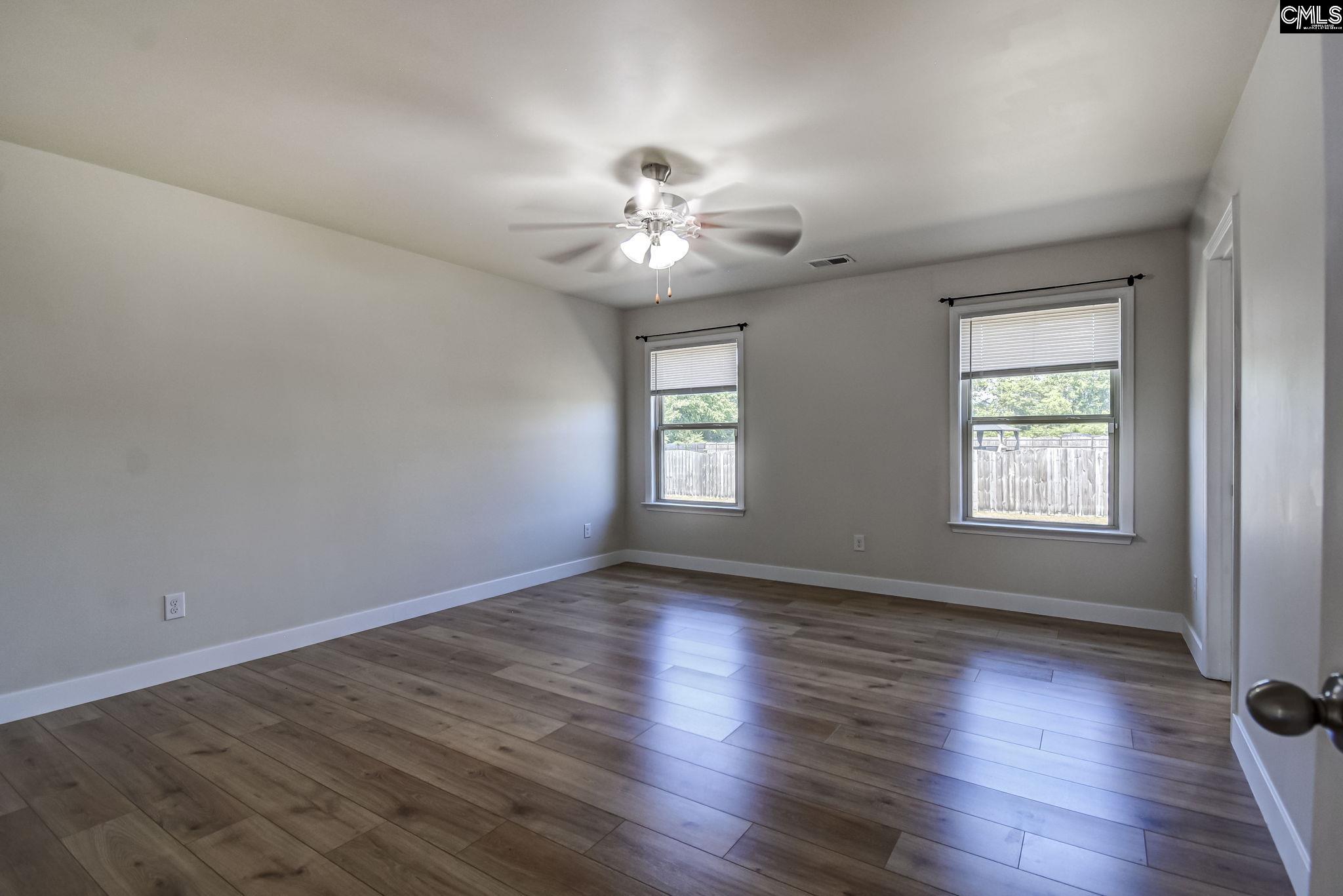 325 Harvester Loop Hopkins, SC 29061