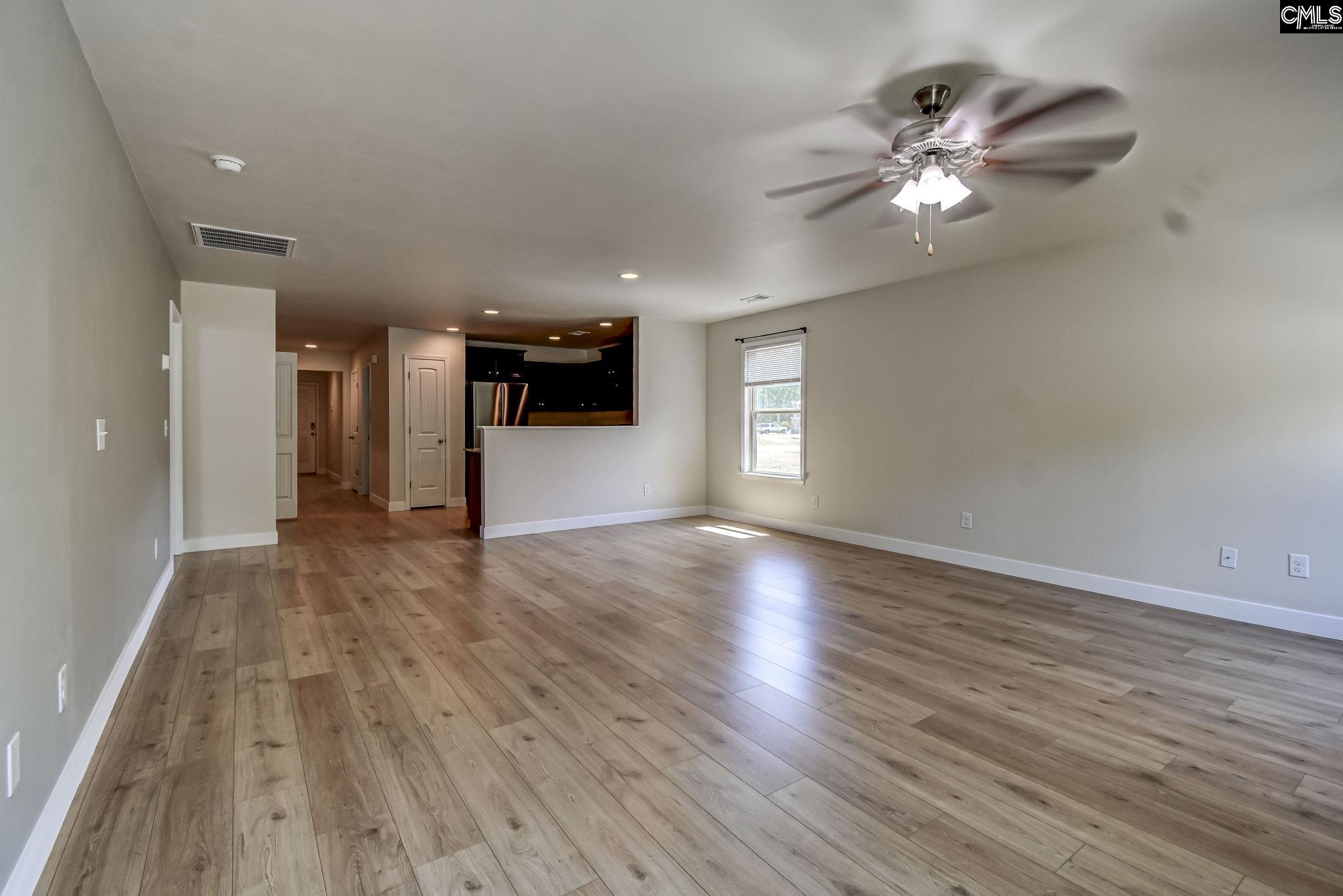 325 Harvester Loop Hopkins, SC 29061