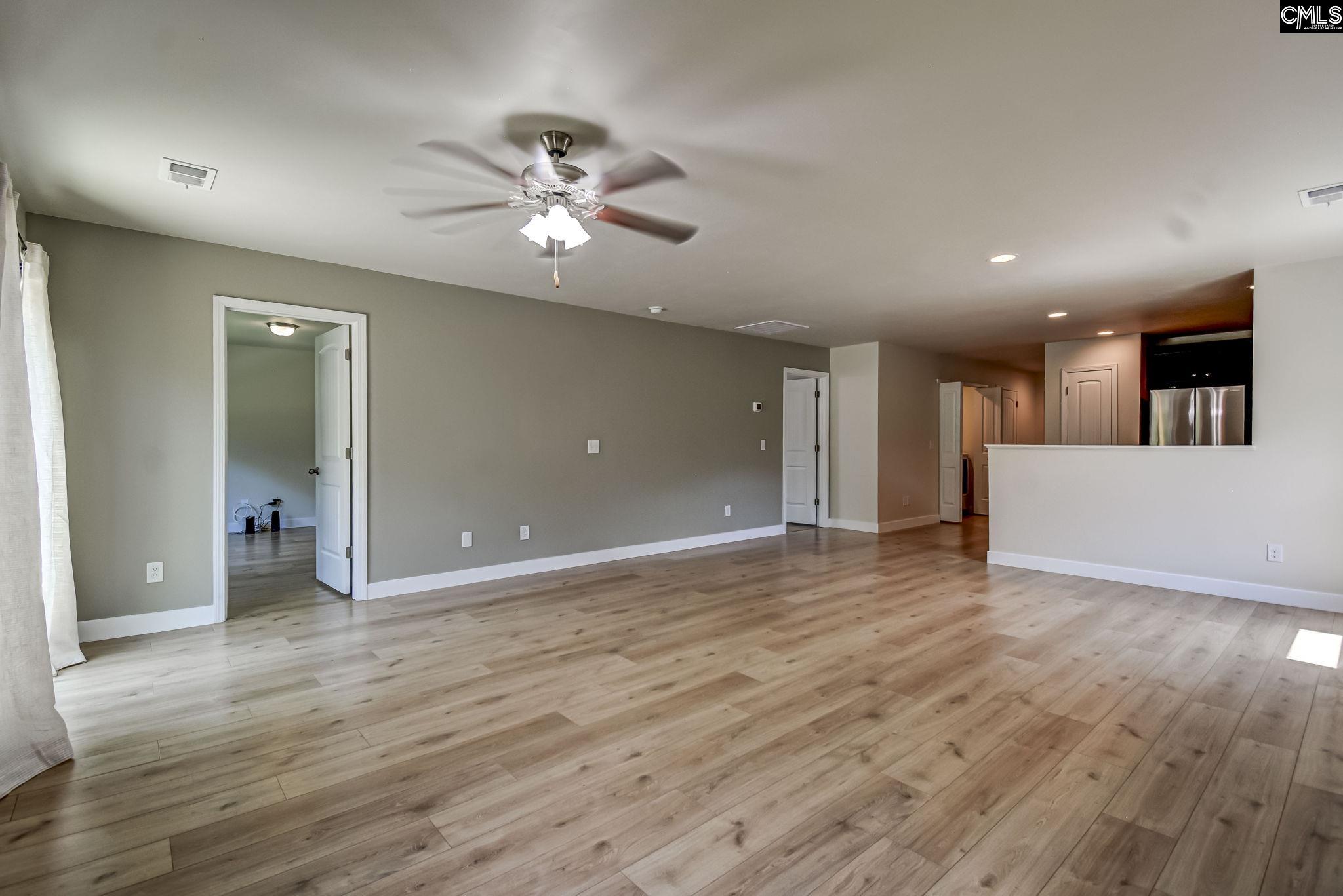 325 Harvester Loop Hopkins, SC 29061