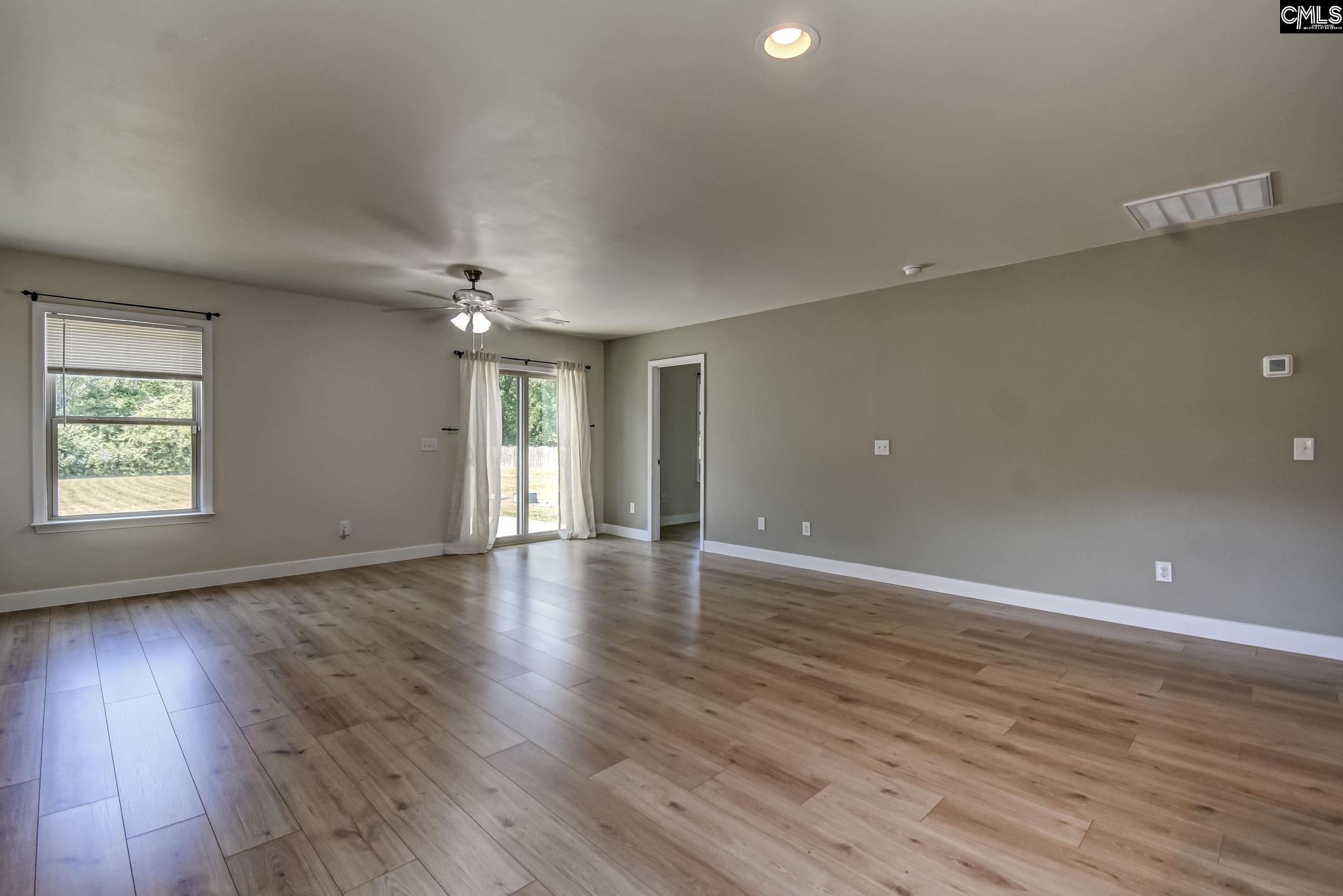 325 Harvester Loop Hopkins, SC 29061