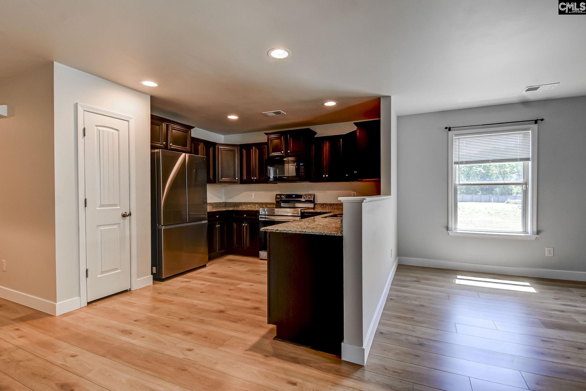 325 Harvester Loop Hopkins, SC 29061