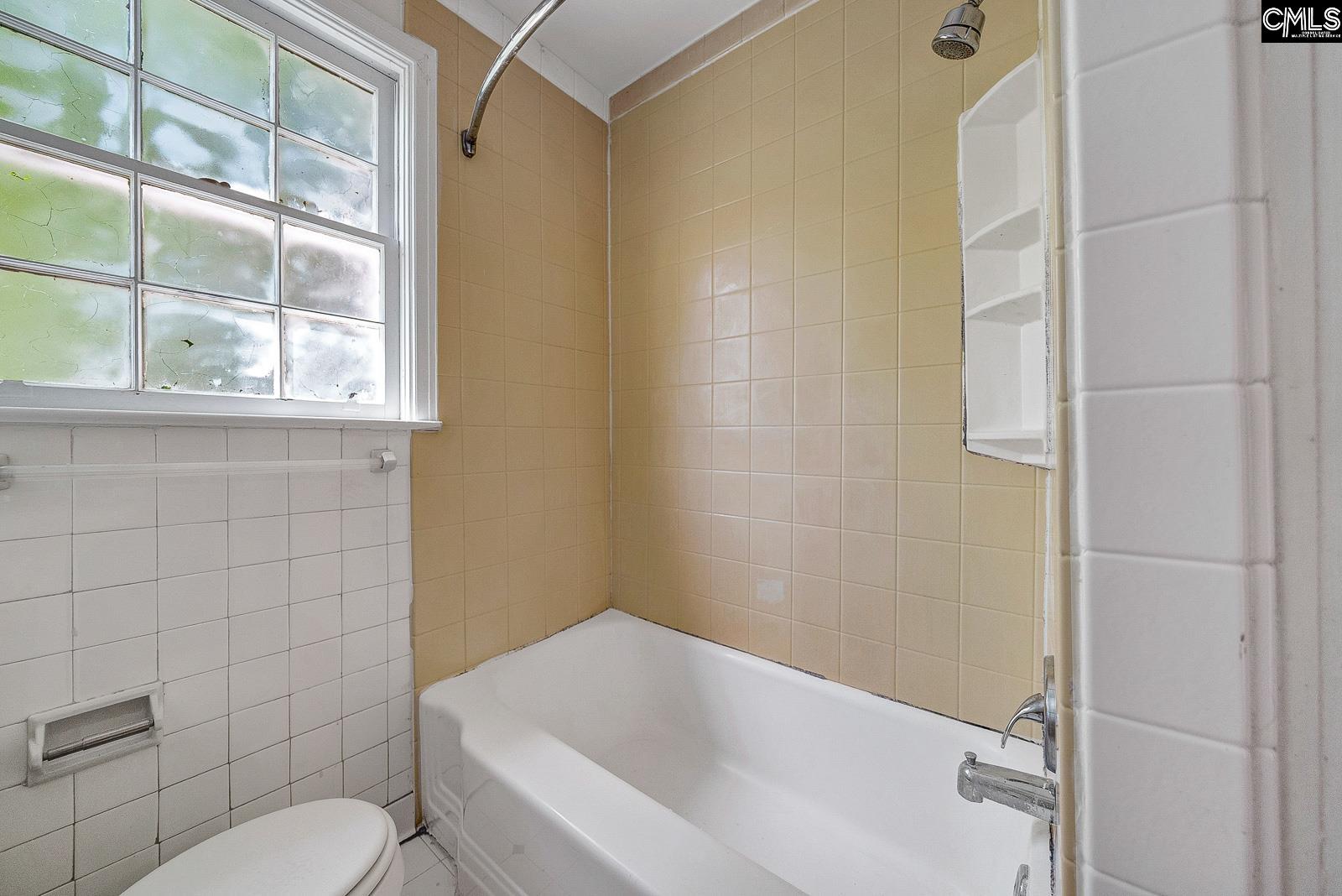 1223 Harvey Street Columbia, SC 29201