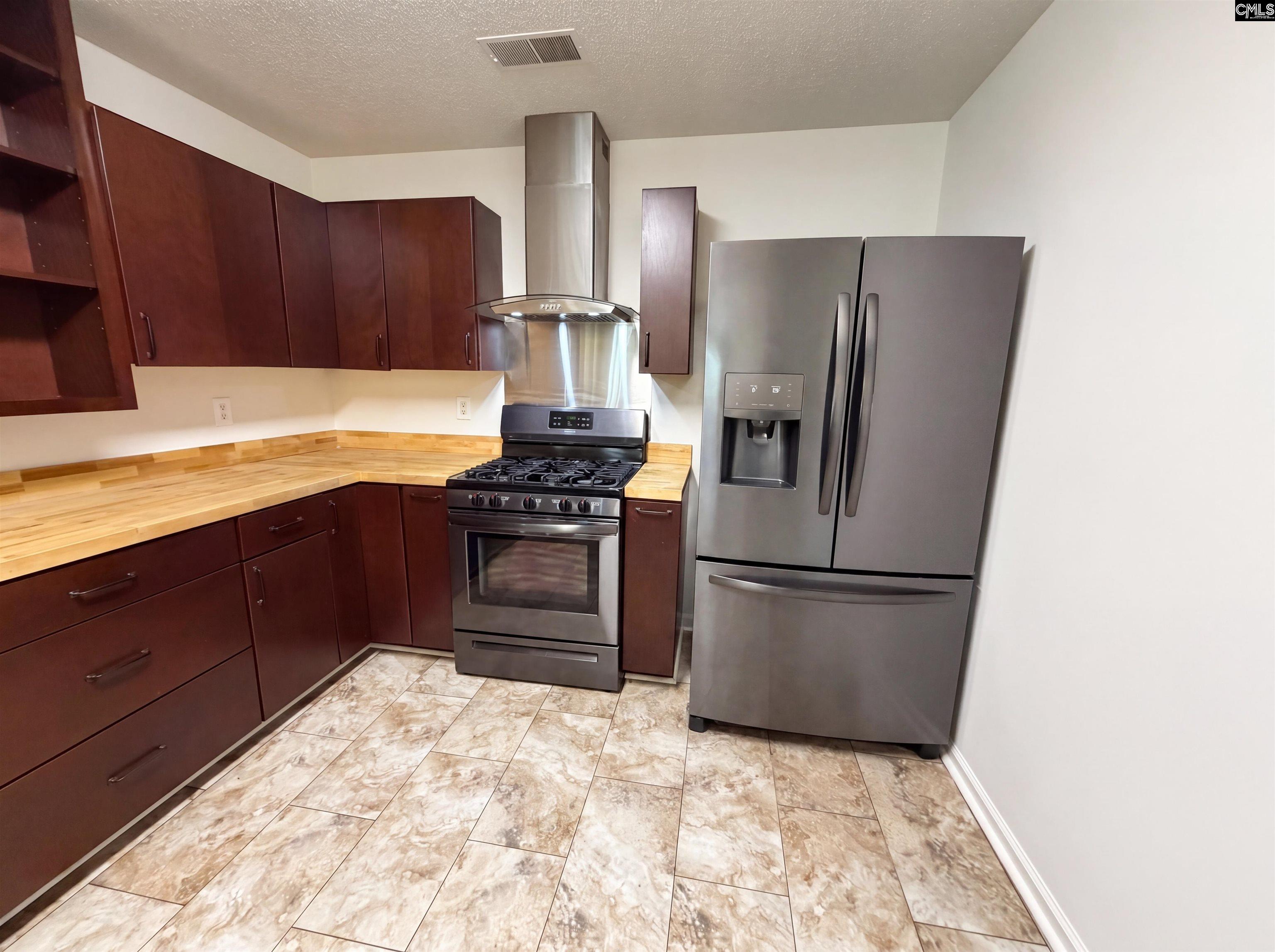 5 Hempstead Place Columbia, SC 29229
