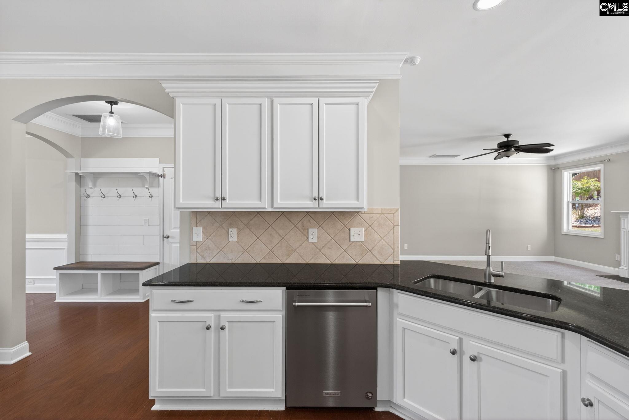 405 Eagle Claw Ct Chapin, SC 29036