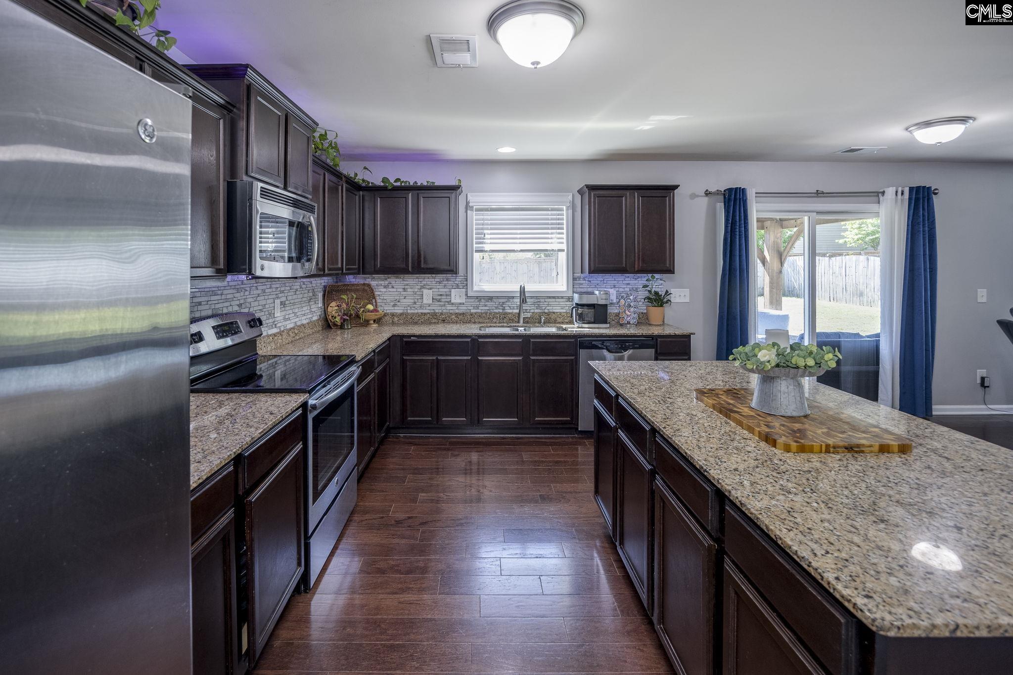 127 Castlefield Drive Lexington, SC 29073