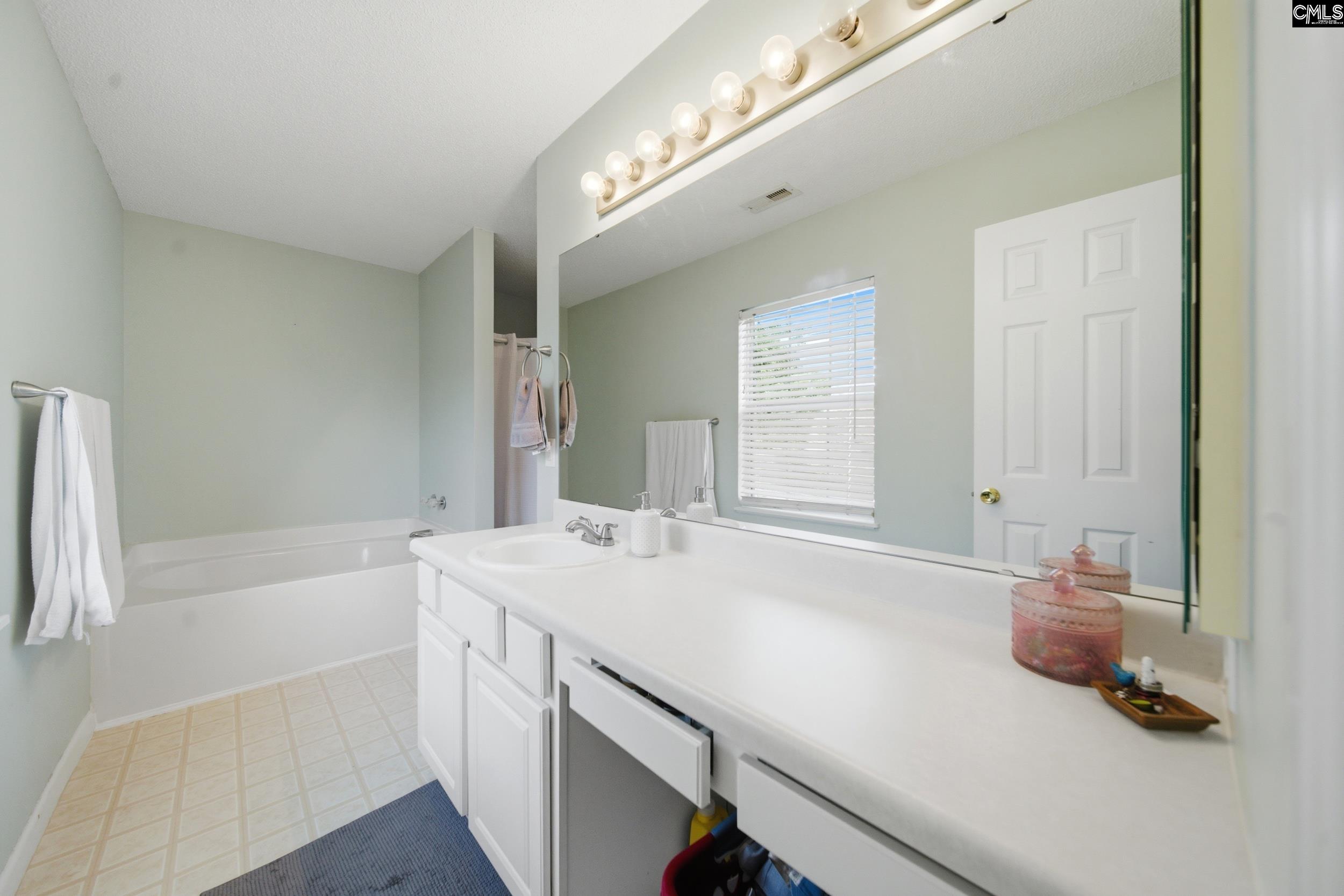16 Stoney Pointe Drive Chapin, SC 29036