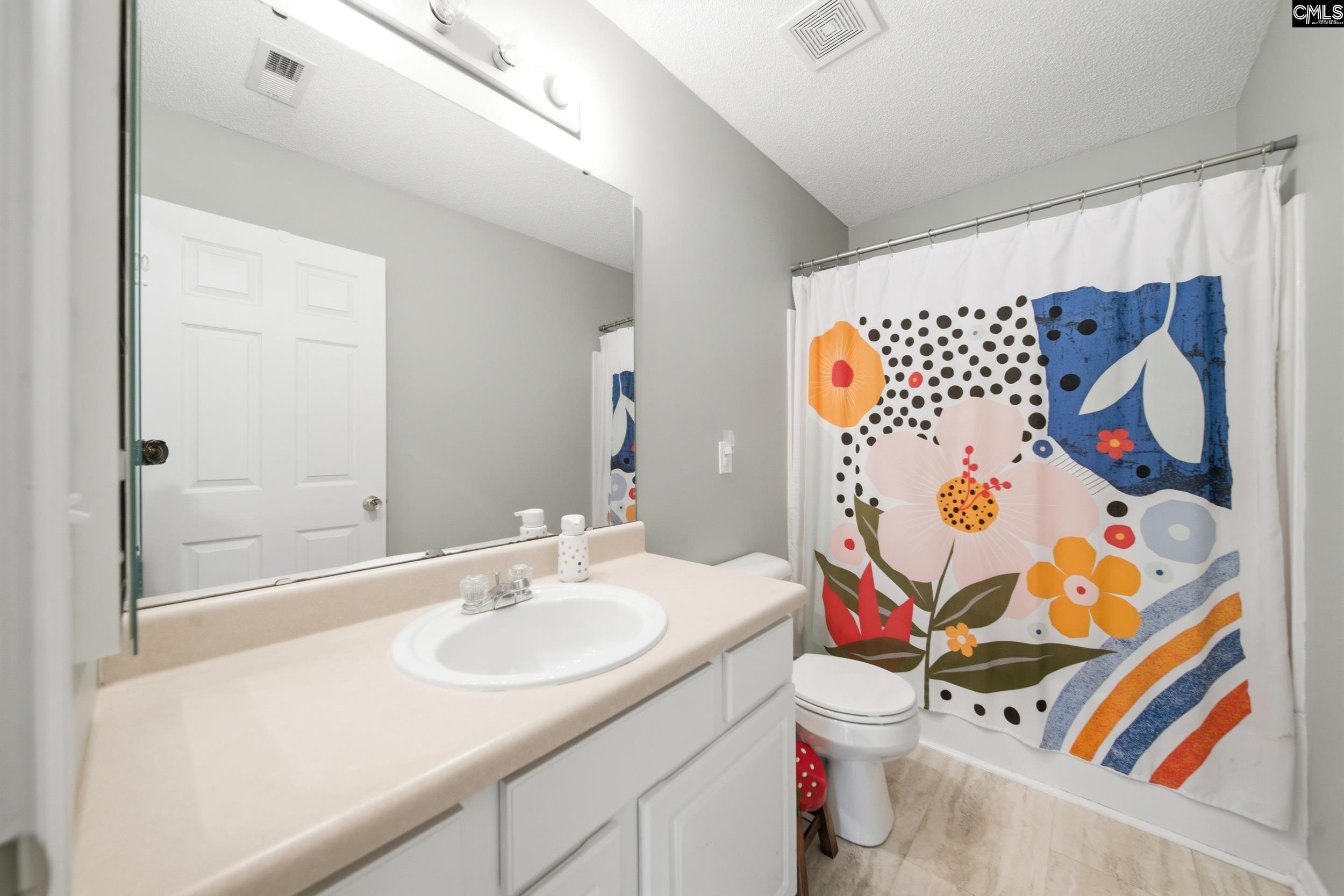 16 Stoney Pointe Drive Chapin, SC 29036