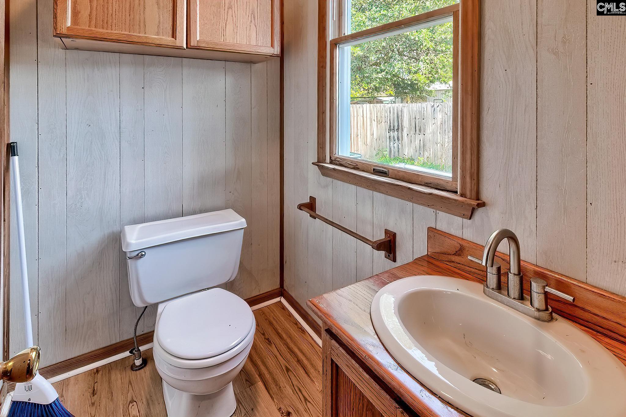 252 Main Street Leesville, SC 29070