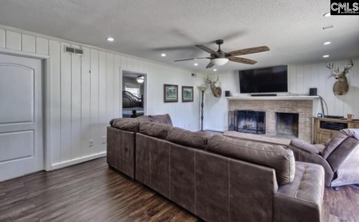 209 Garden Springs Columbia, SC 29209