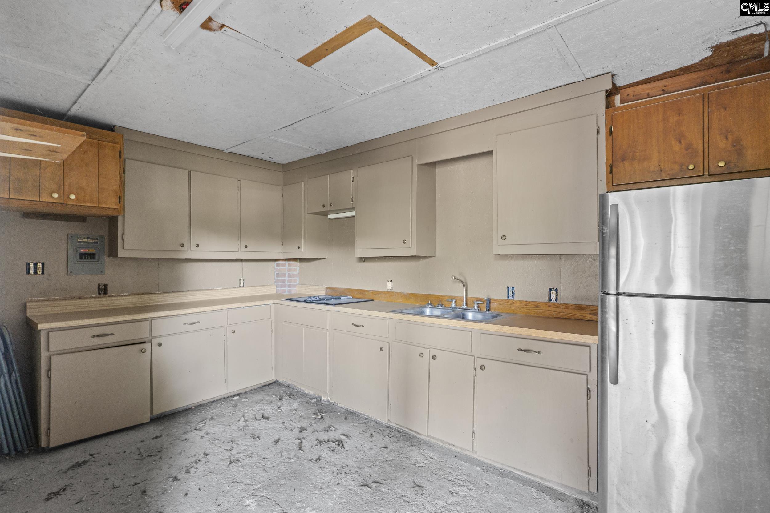 414 Wood Willow Point Chapin, SC 29036-9585
