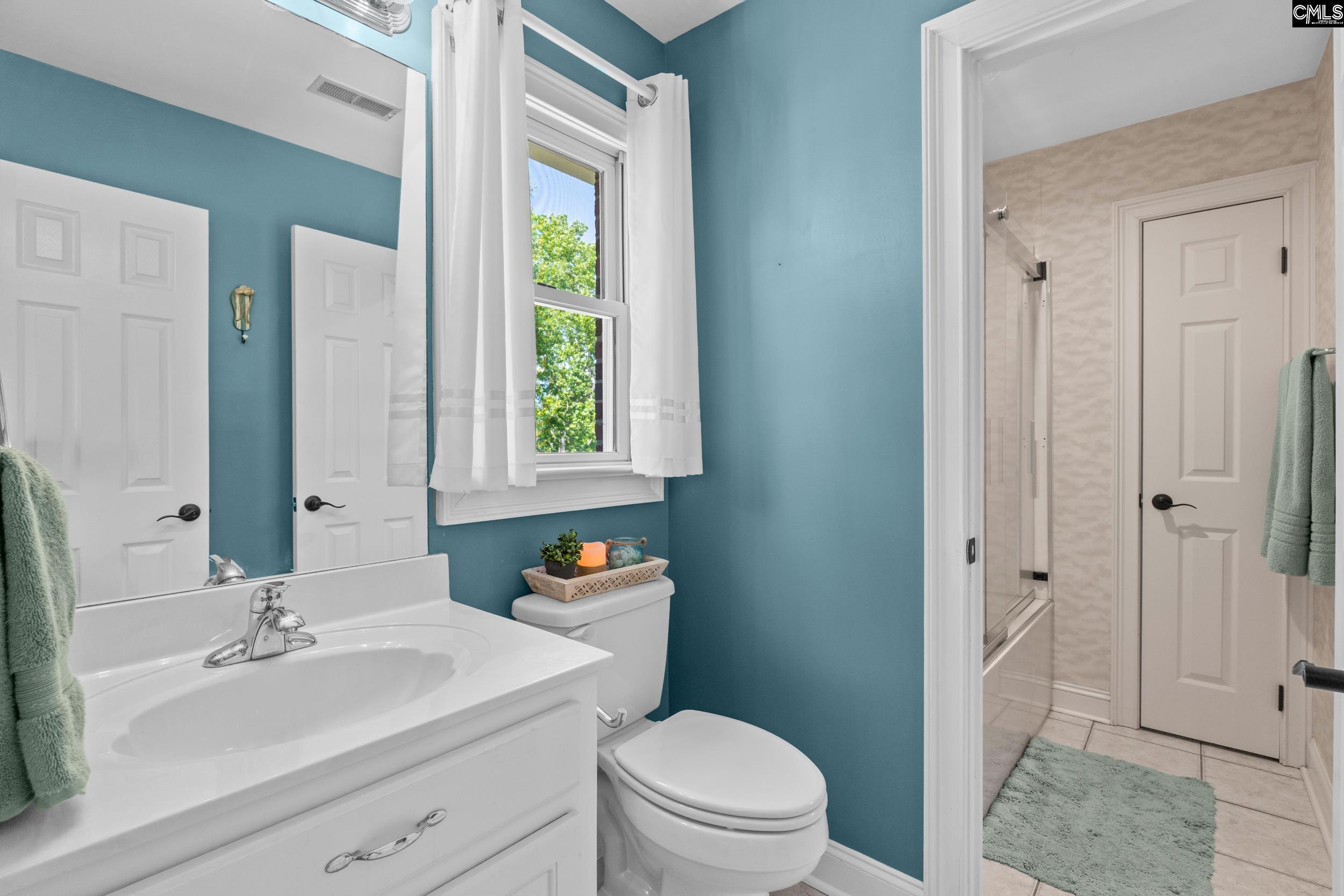 120 Tapp Pointe Chapin, SC 29036
