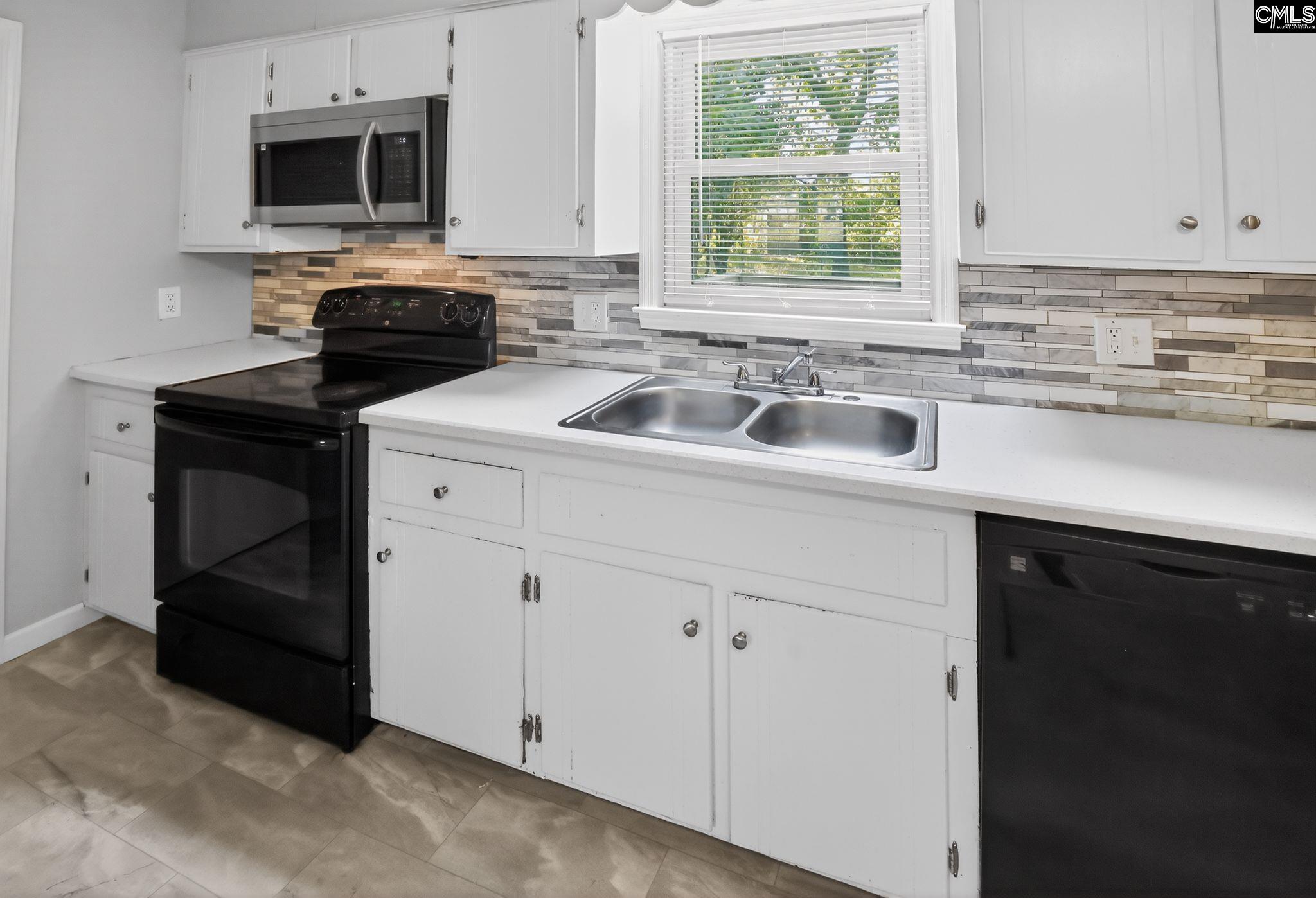 1411 Hemlock Street Cayce, SC 29033