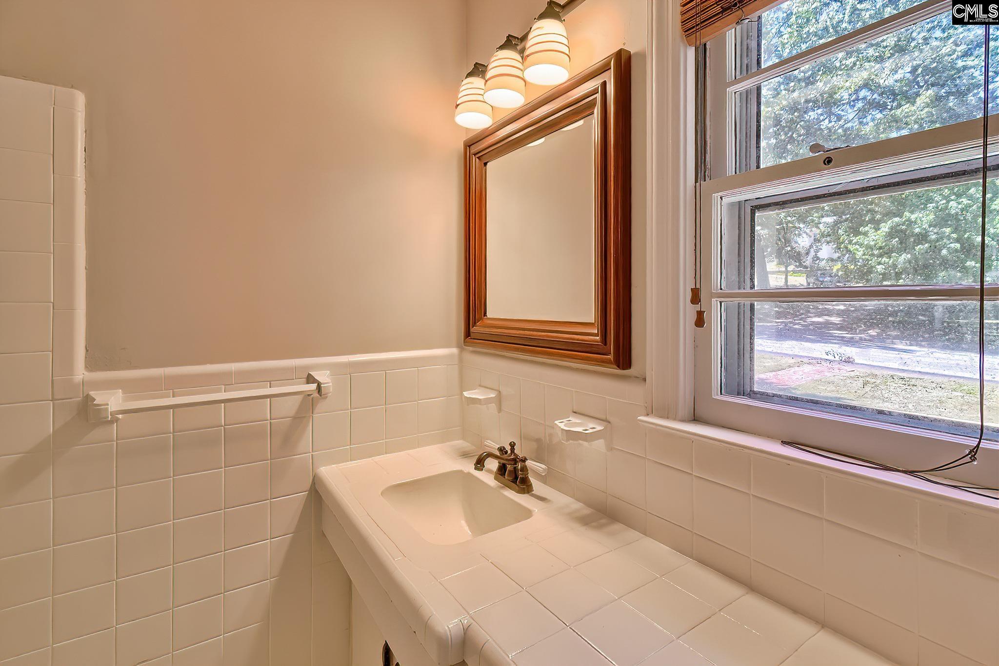 1516 Shirley Street Columbia, SC 29205-1444