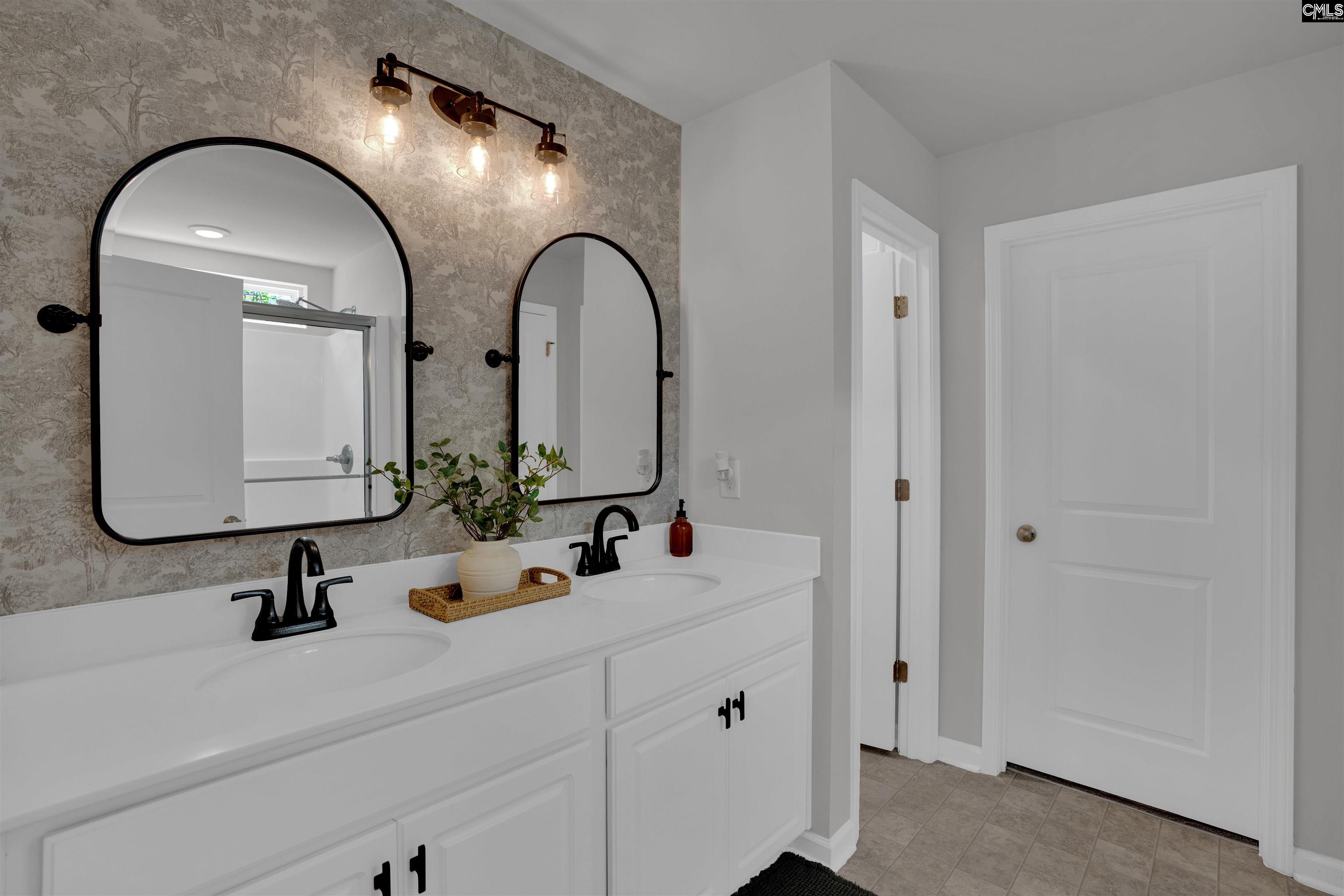 913 Tanreall Drive Lexington, SC 29073