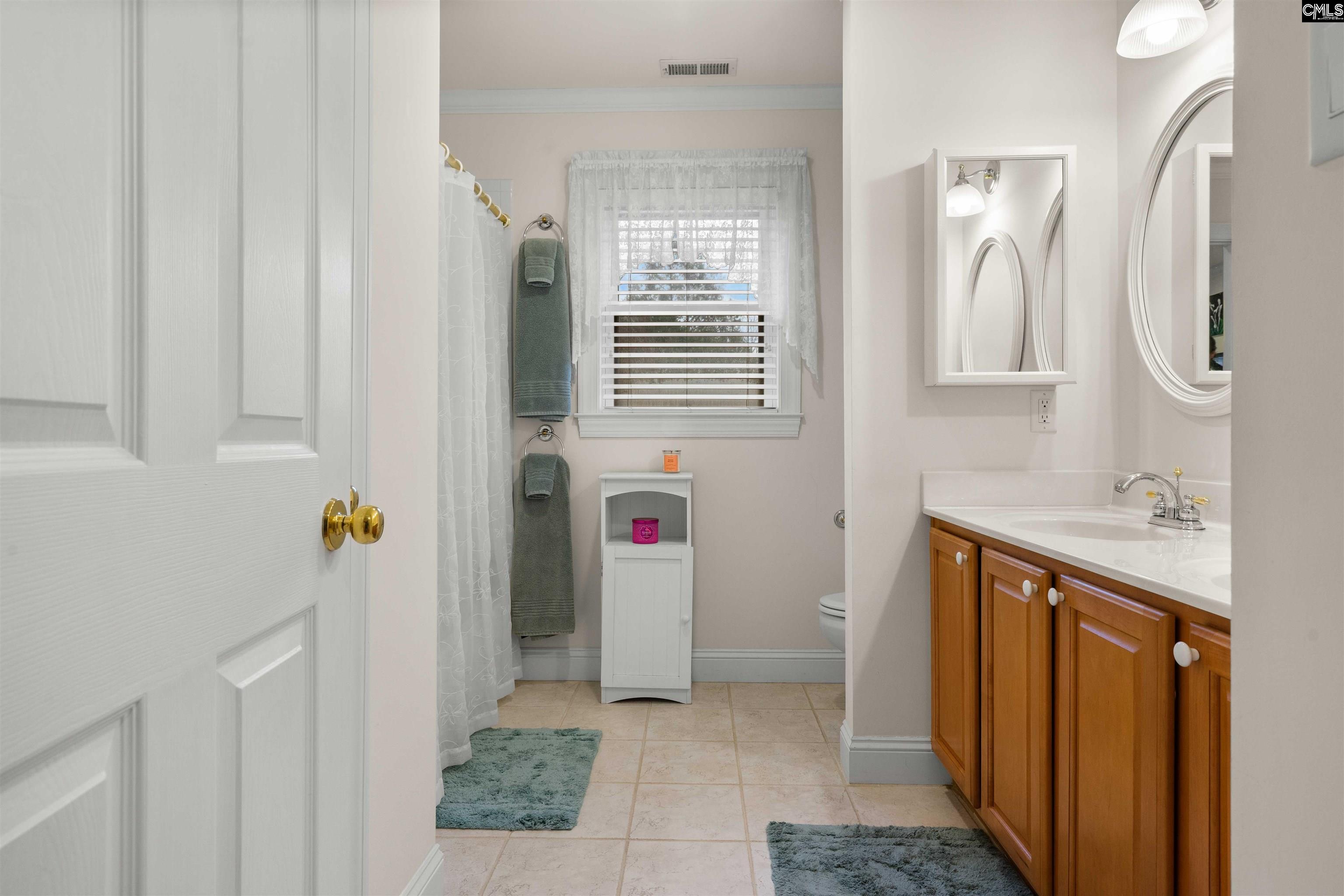 1480 Country Club Circle Manning, SC 29102