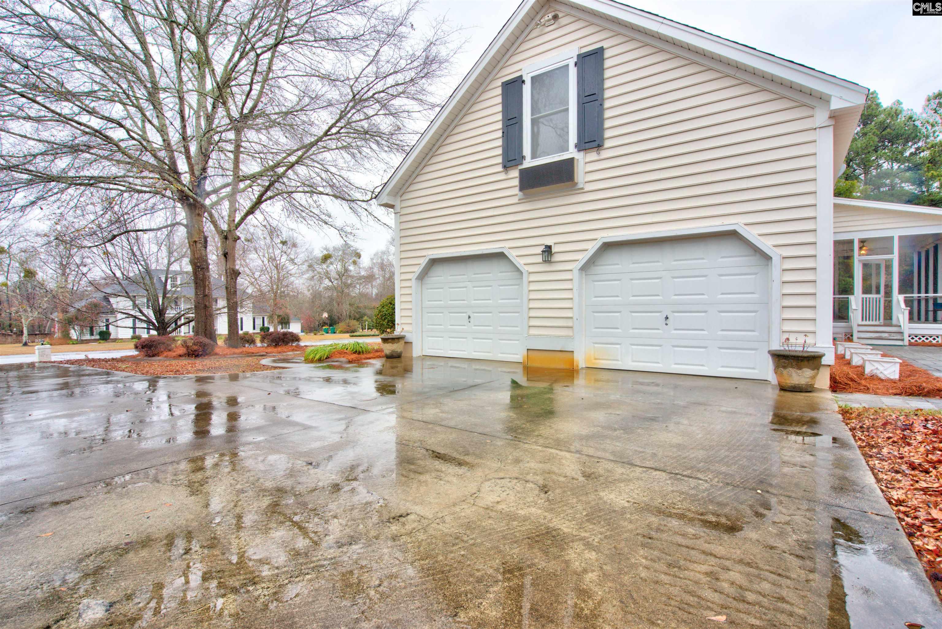 1480 Country Club Circle Manning, SC 29102