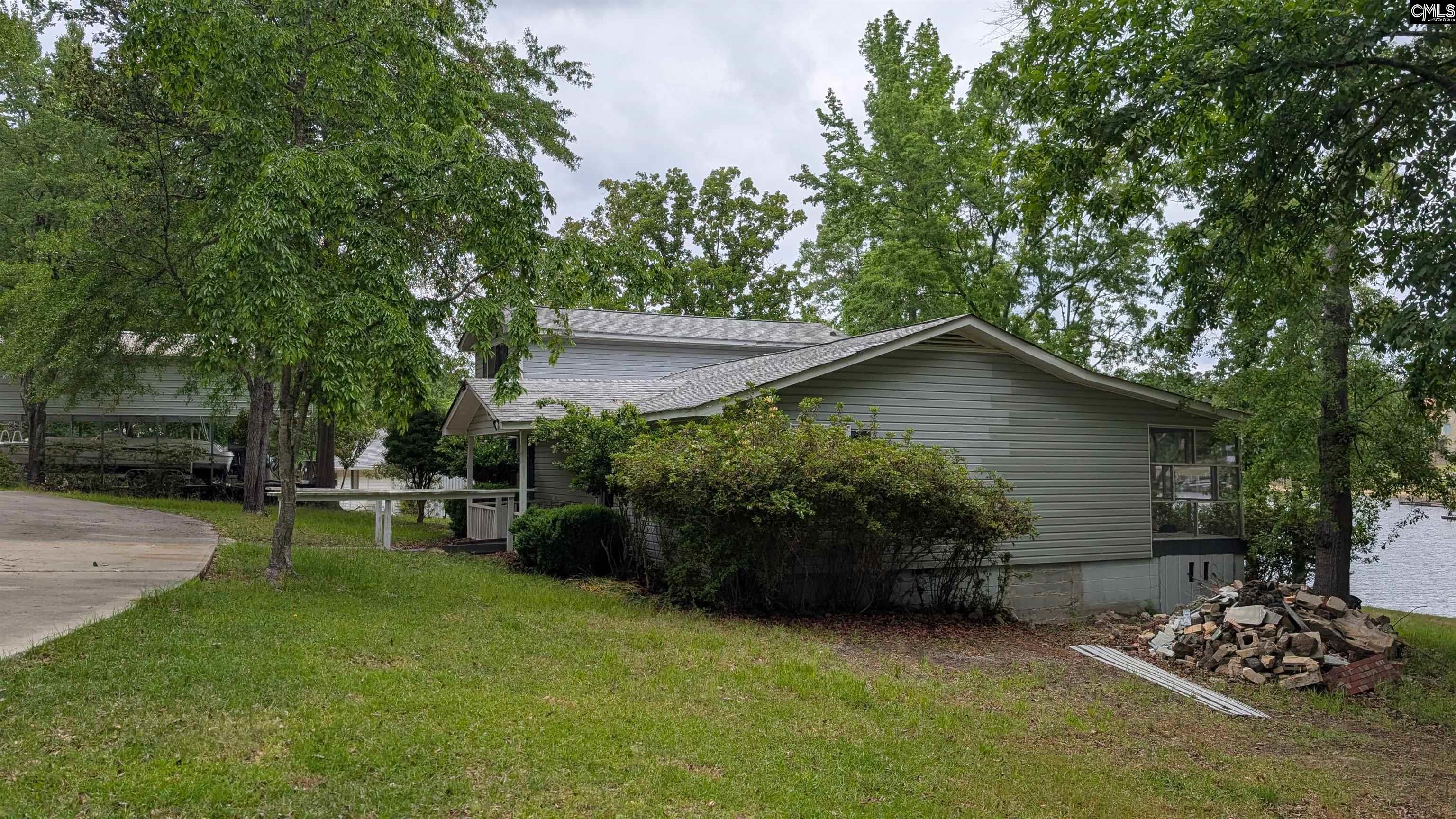 829 Rocky Point Circle Ridgeway, SC 29130-0000