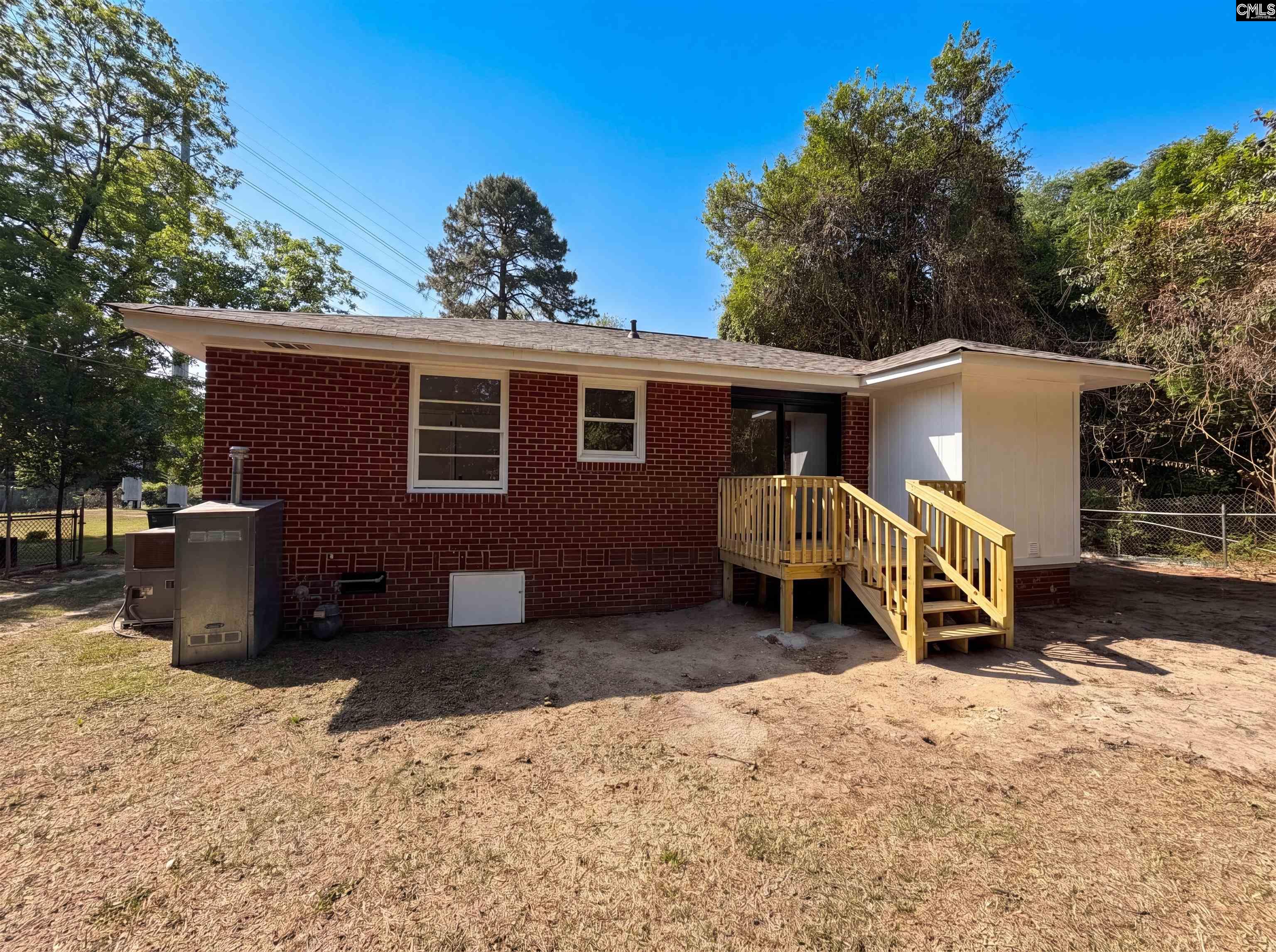 2112 Axson Street Cayce, SC 29033