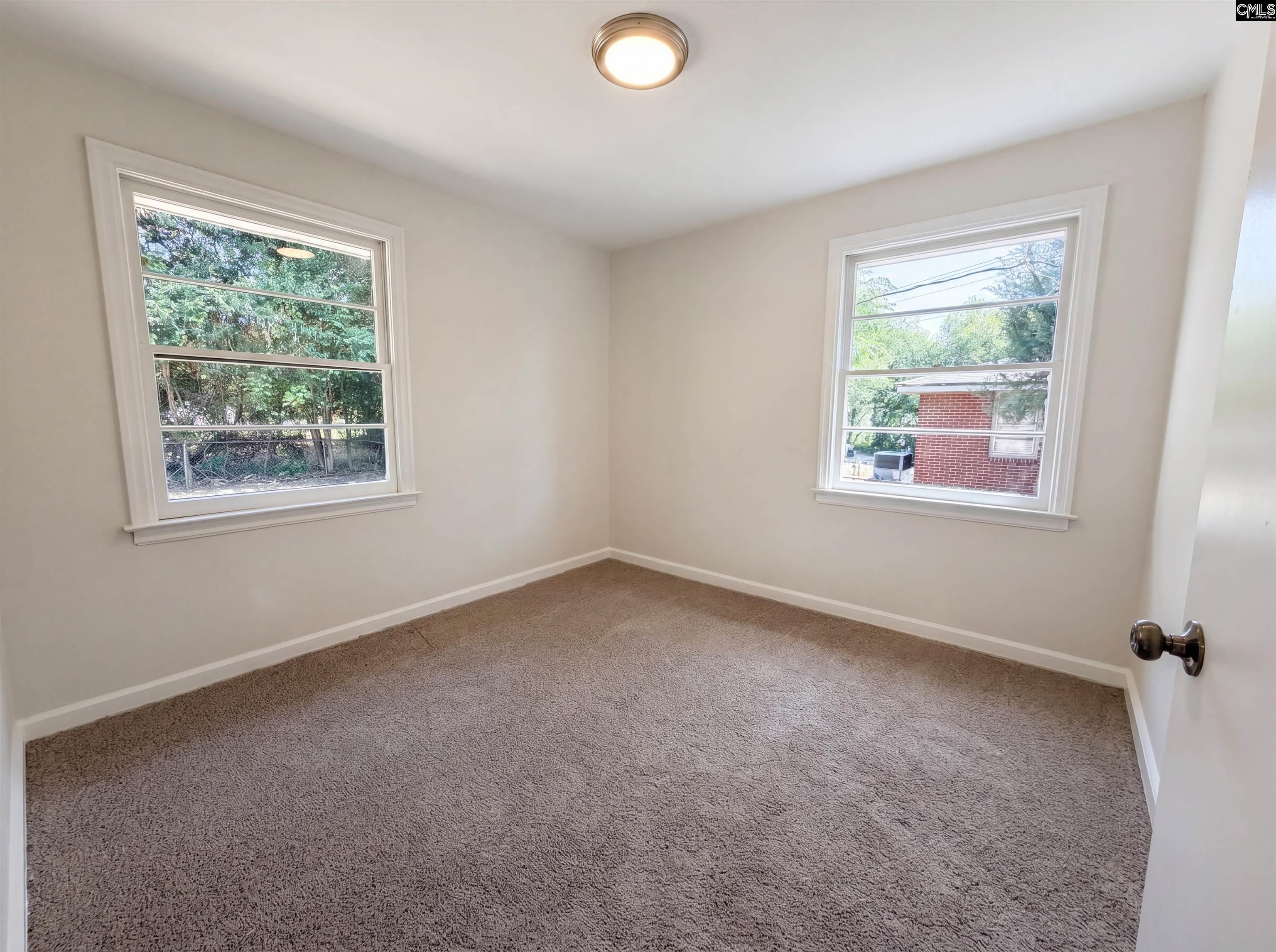 2112 Axson Street Cayce, SC 29033