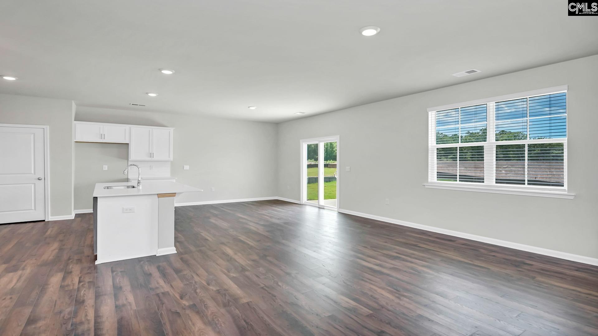 569 Edgetree Drive Hopkins, SC 29061