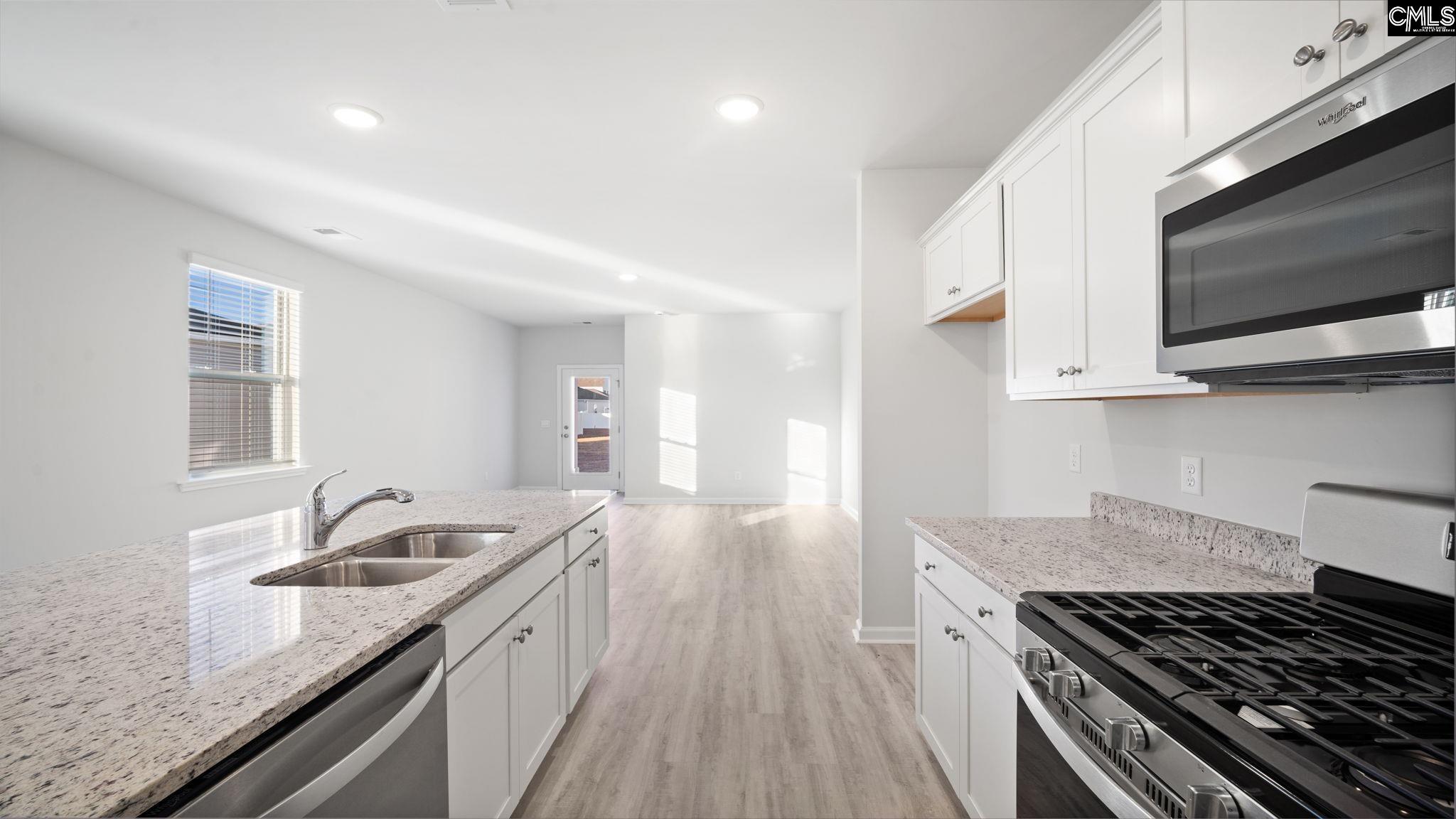 575 Edgetree Drive Hopkins, SC 29061